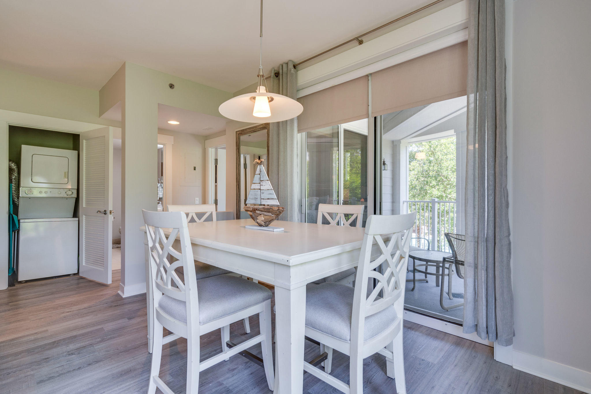 BAHIA CONDO - Residential