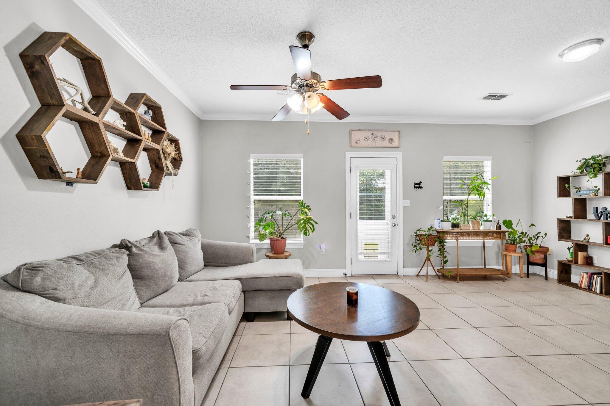 EAGLE BAY - Residential