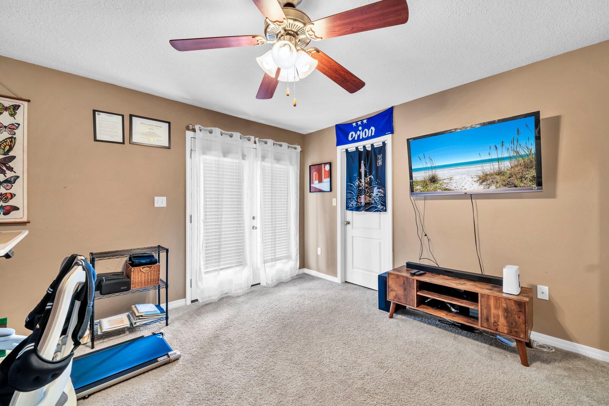 EAGLE BAY - Residential