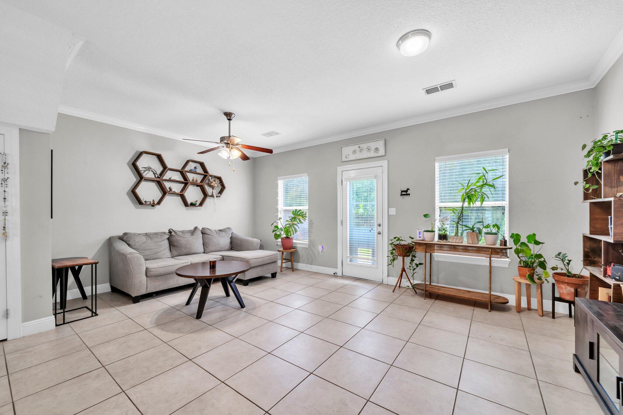 EAGLE BAY - Residential