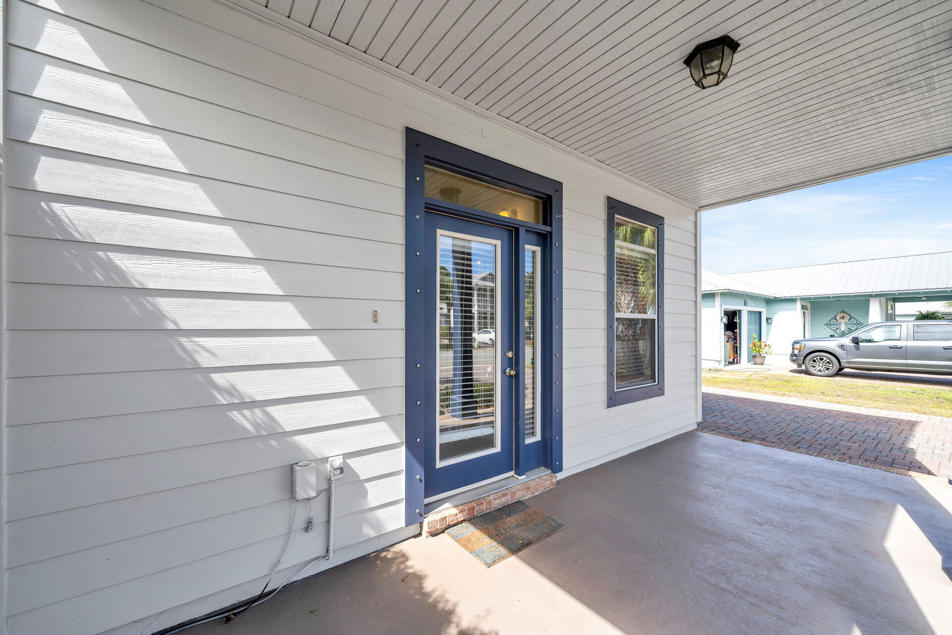 EAGLE BAY - Residential