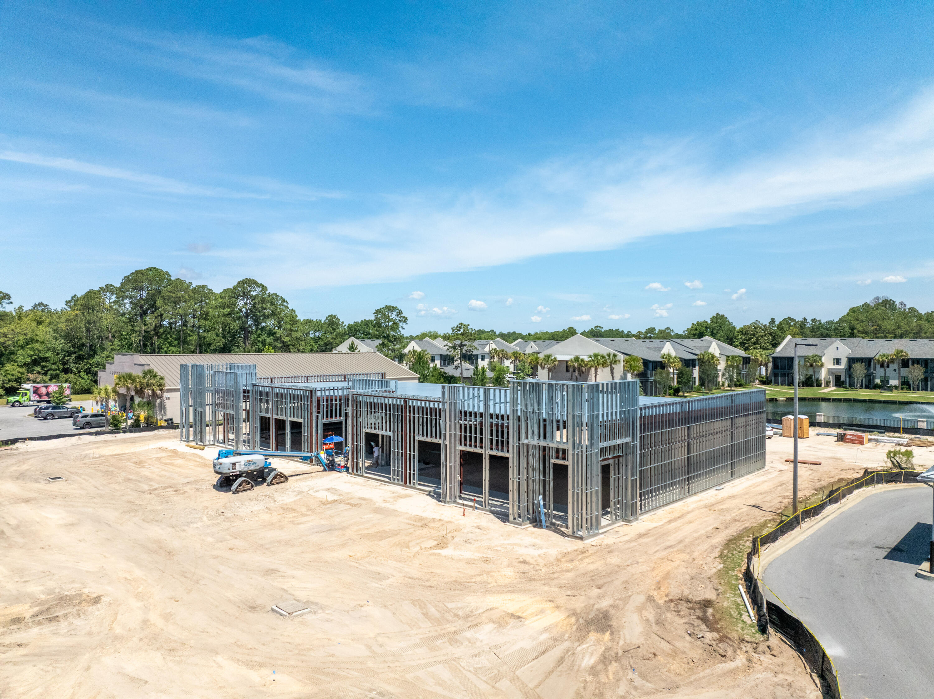 New Plaza W Highway 98