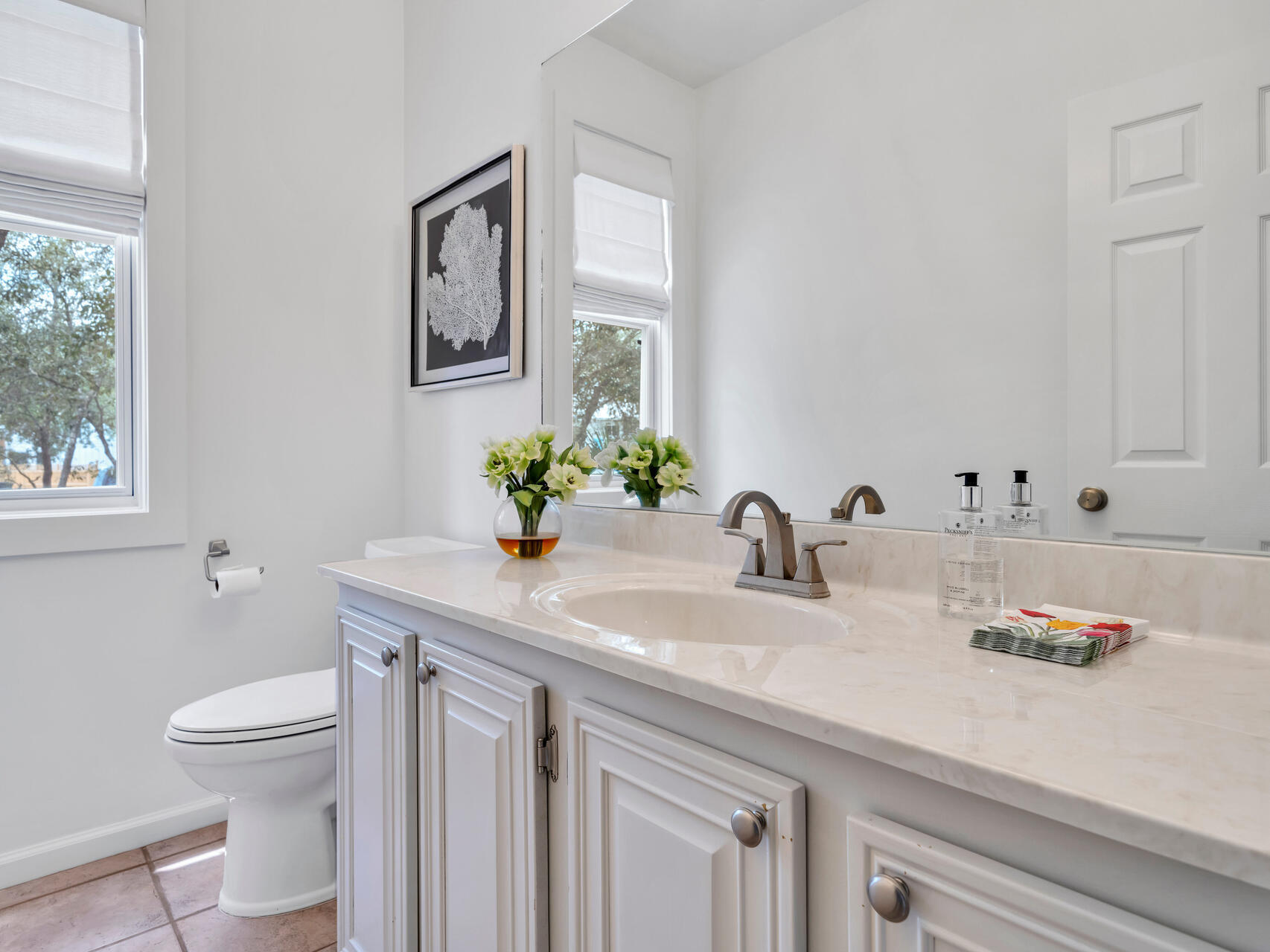 LAKEWOOD POINTE ESTATES - Residential