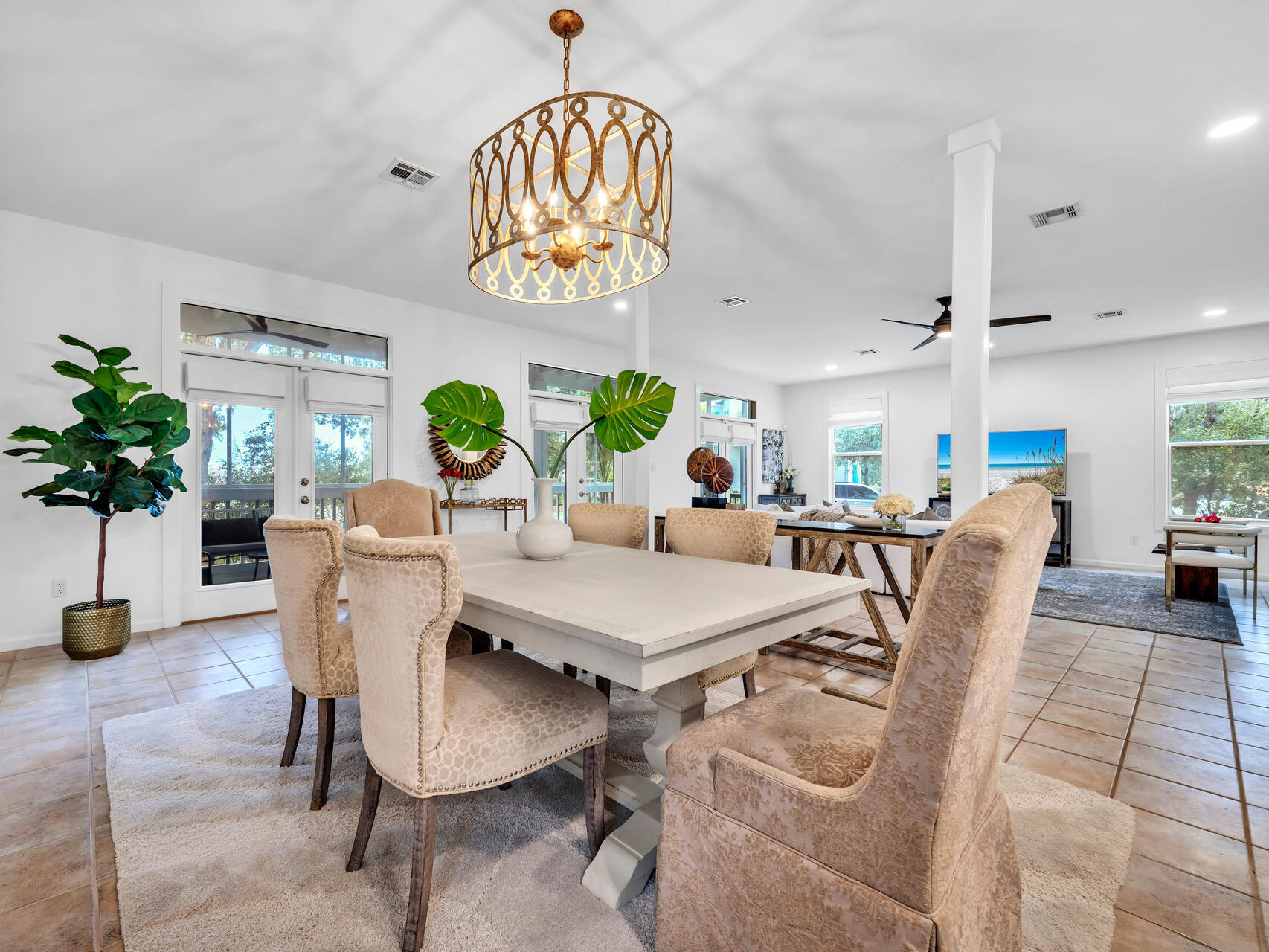 LAKEWOOD POINTE ESTATES - Residential