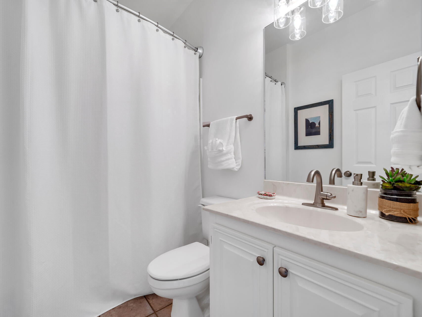 LAKEWOOD POINTE ESTATES - Residential