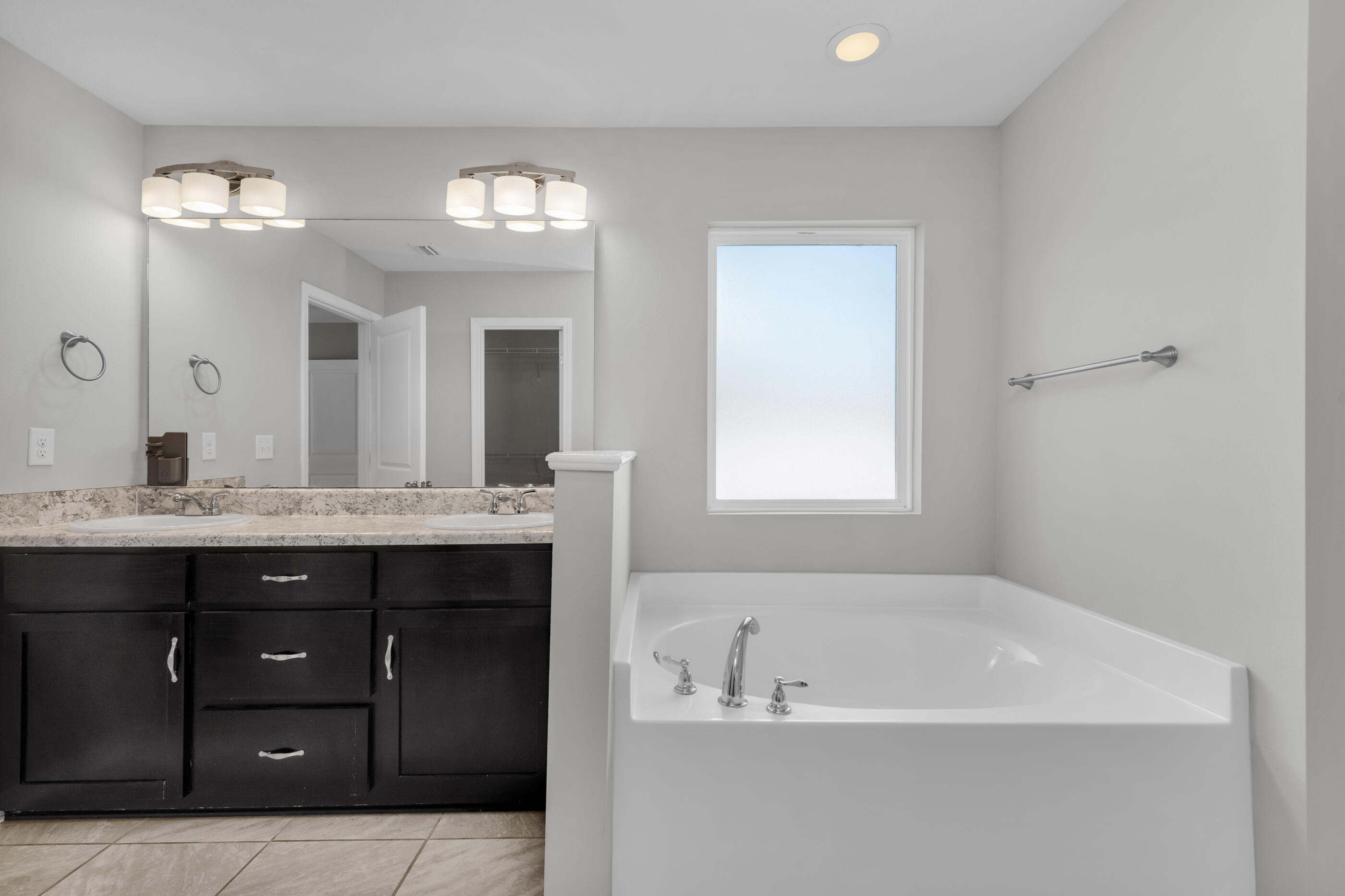 AUBURN HGTS - Residential