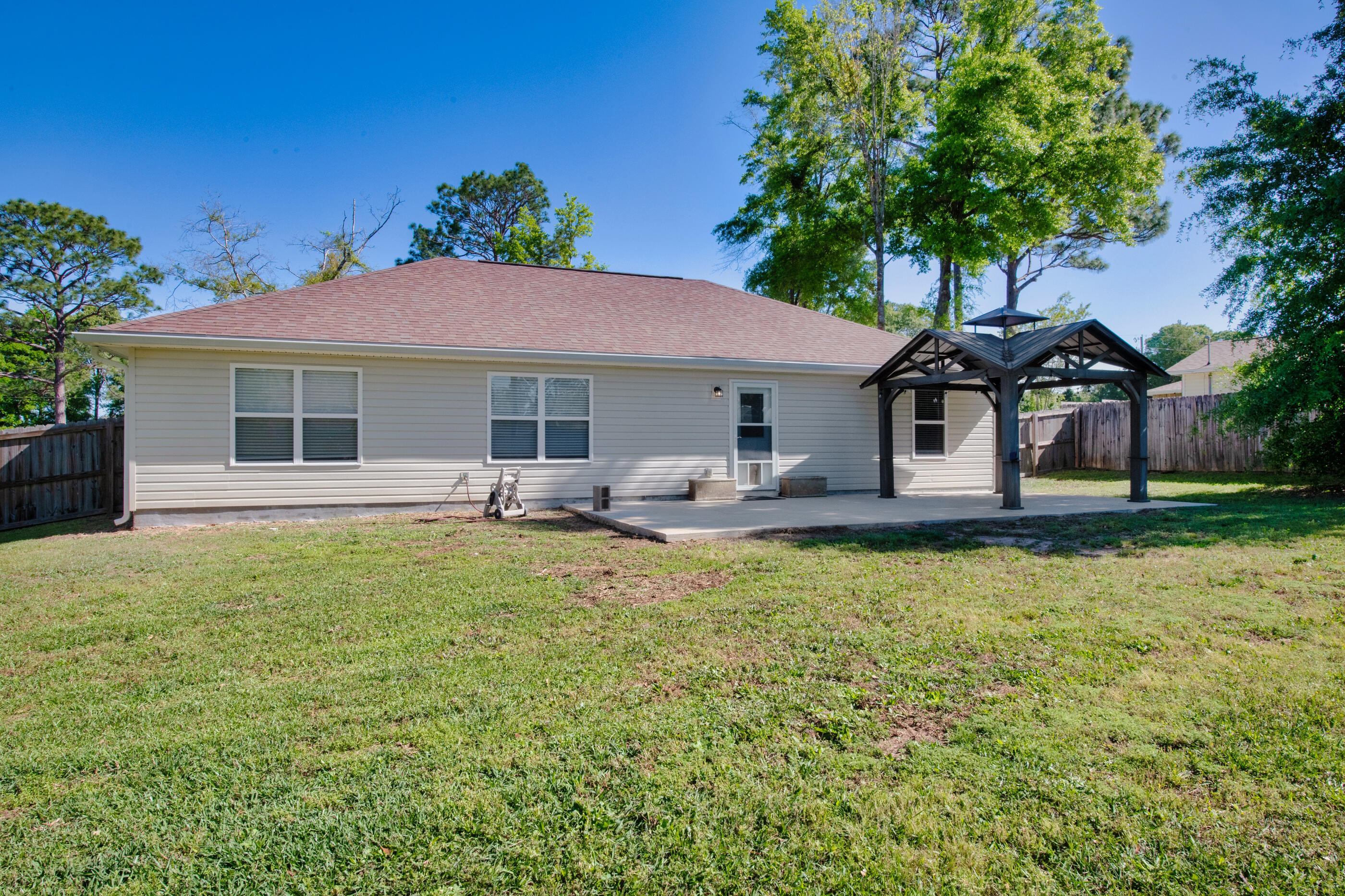 AUBURN HGTS - Residential