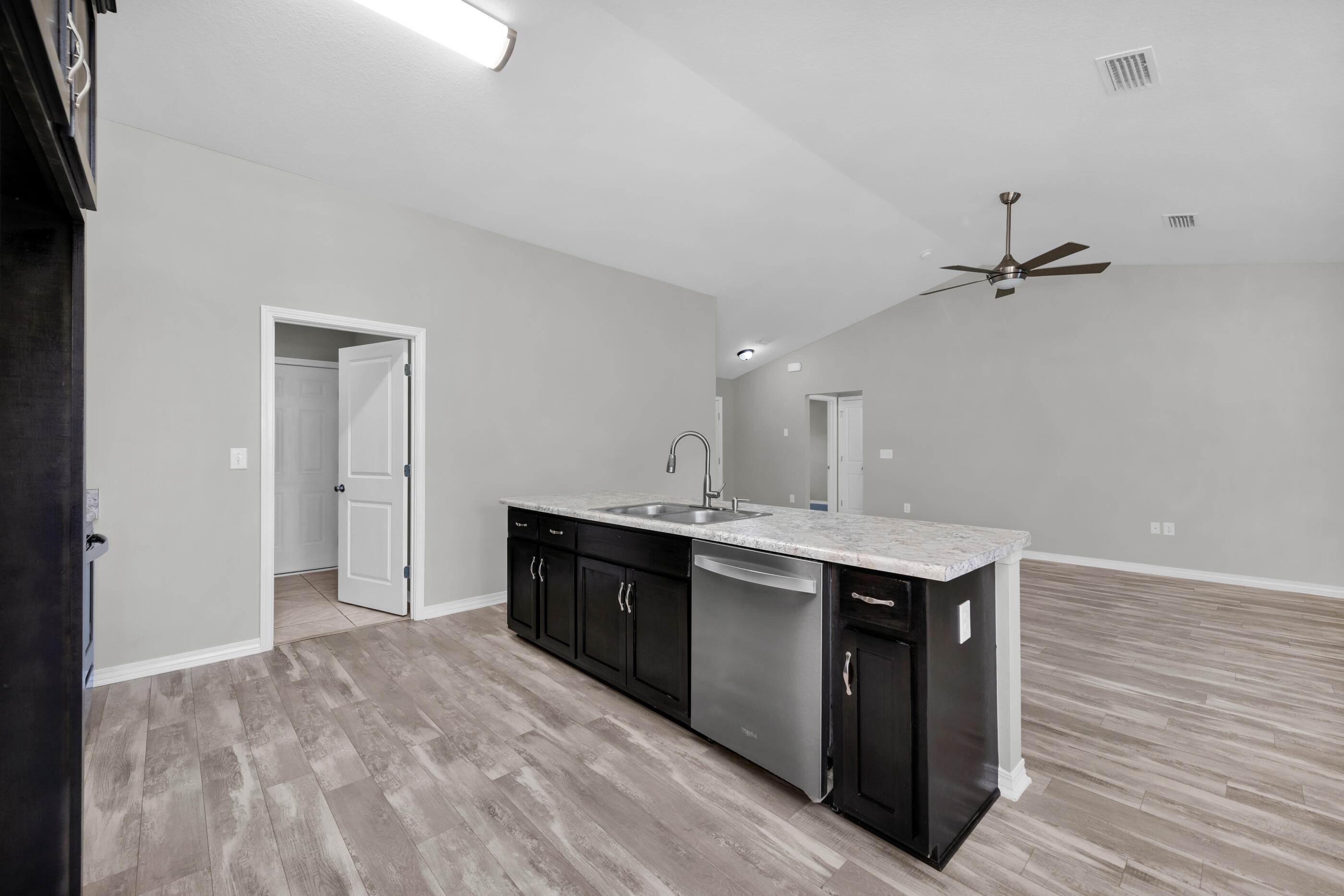 AUBURN HGTS - Residential