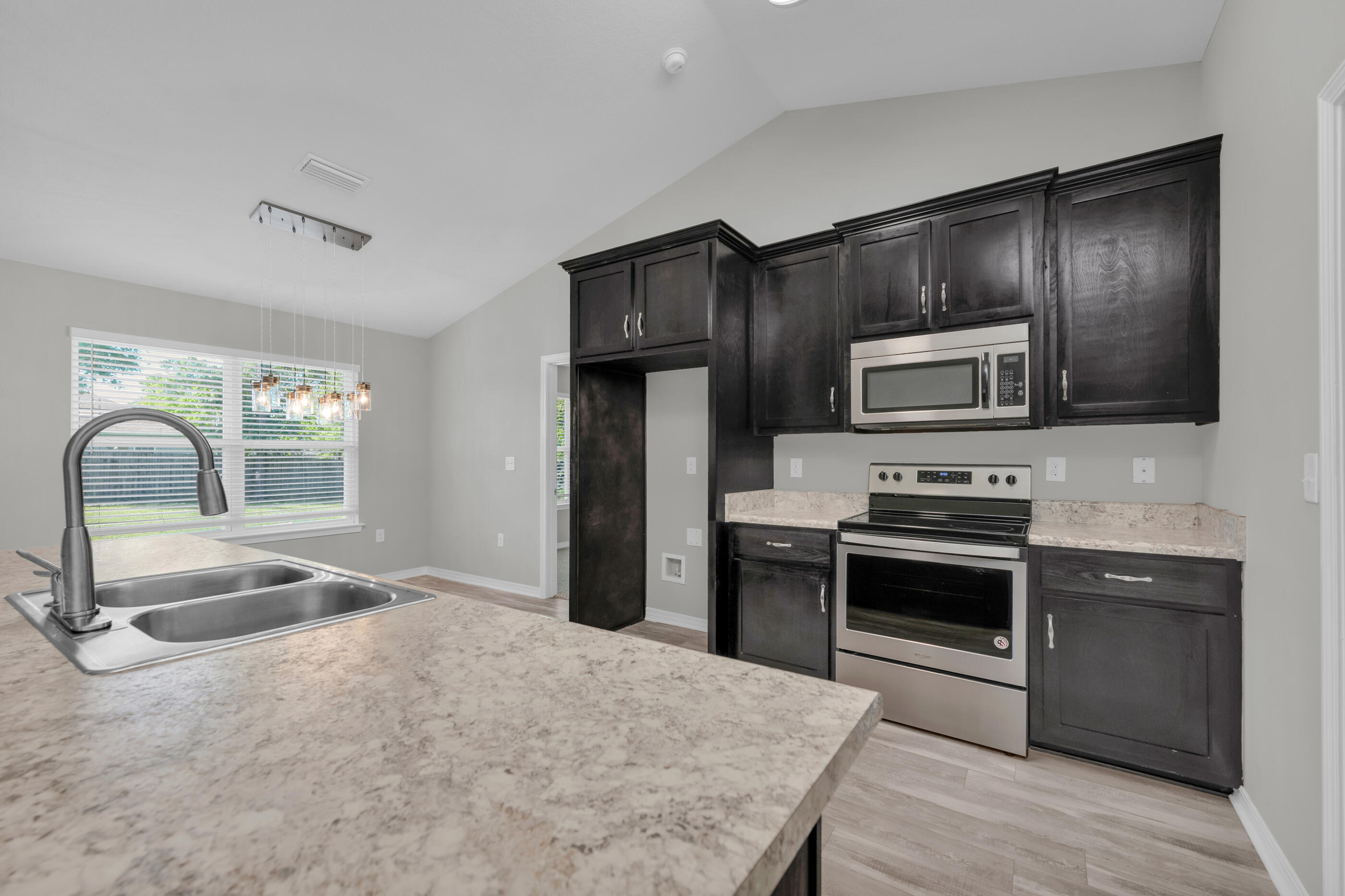 AUBURN HGTS - Residential