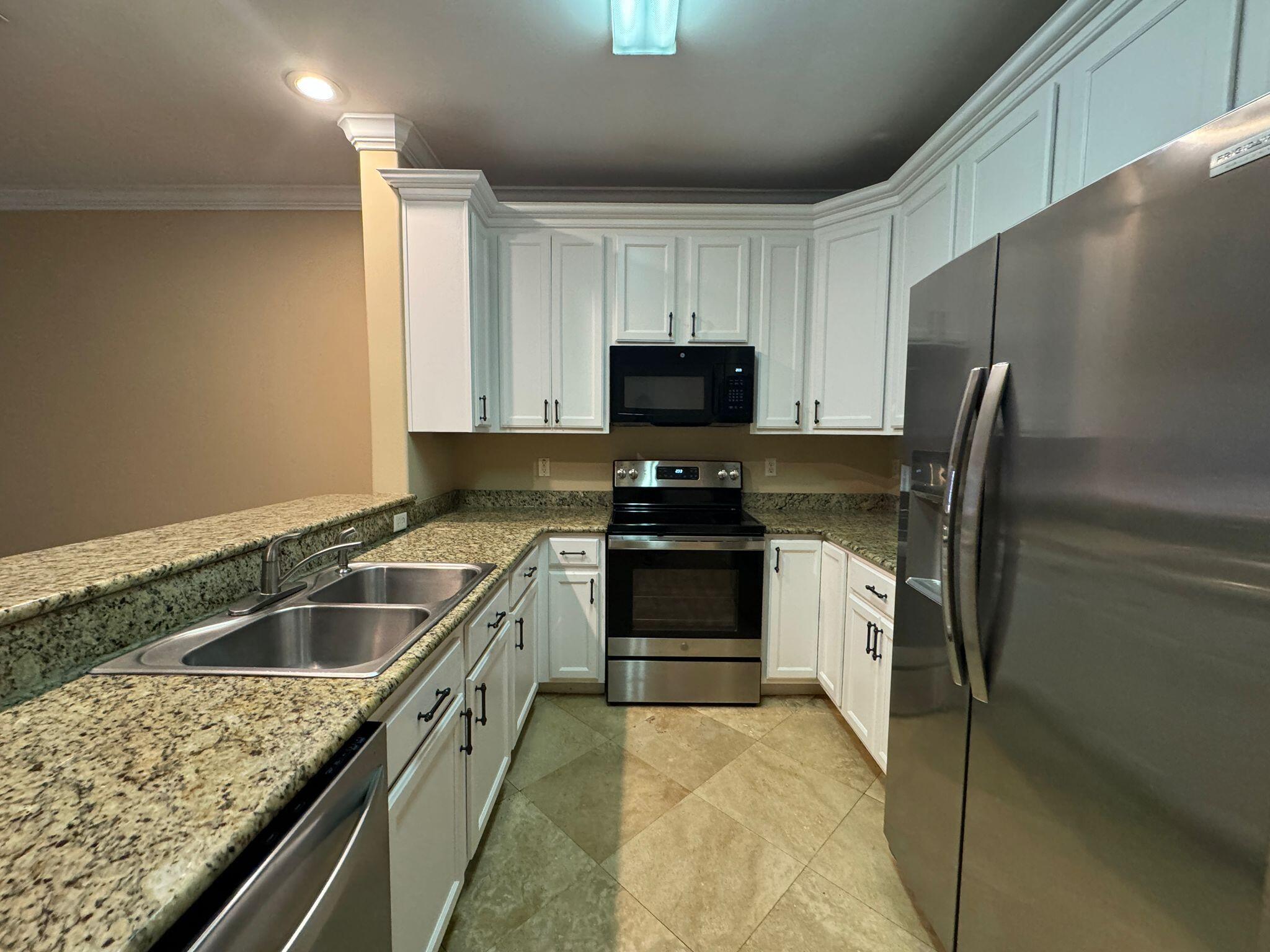 Old Bay Townhomes/Old Bay Village - Residential Lease