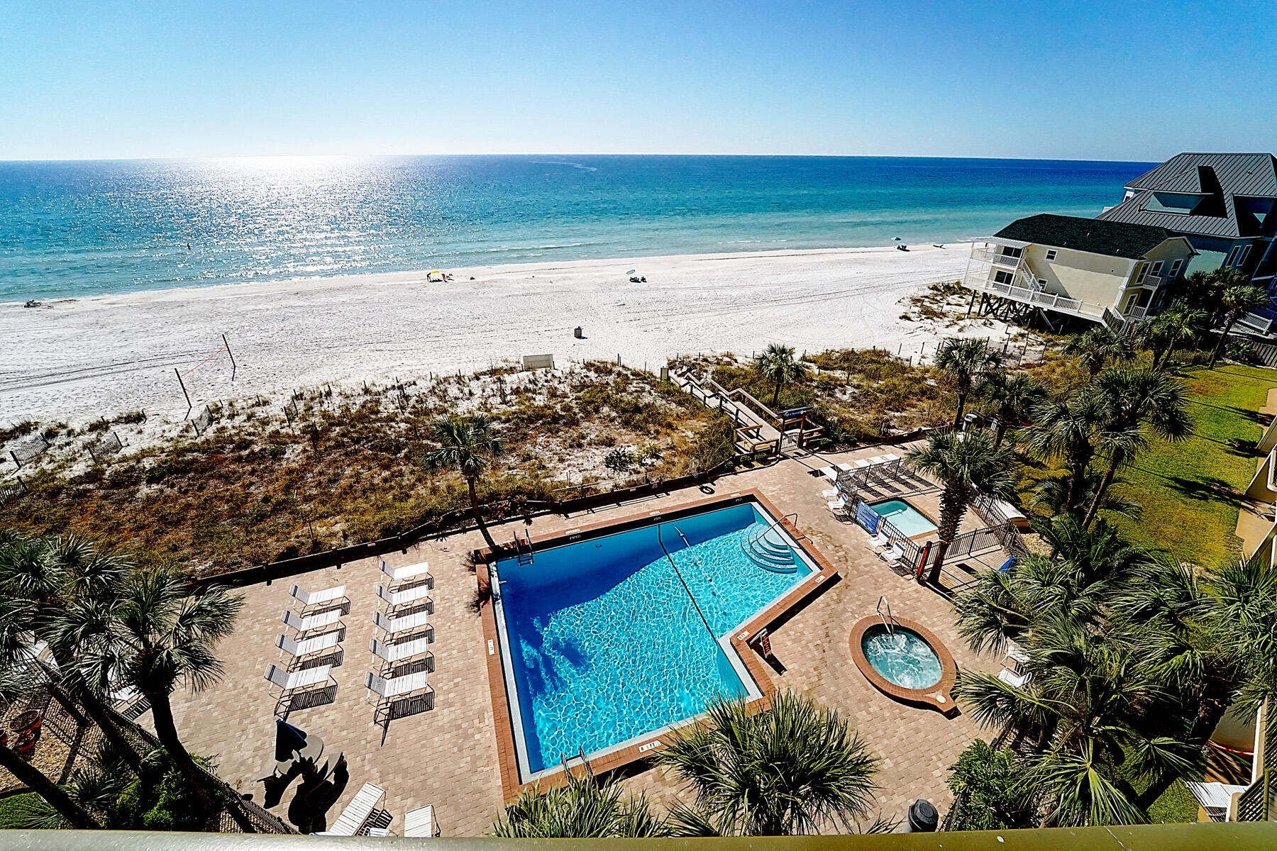 The Commodore - Residential