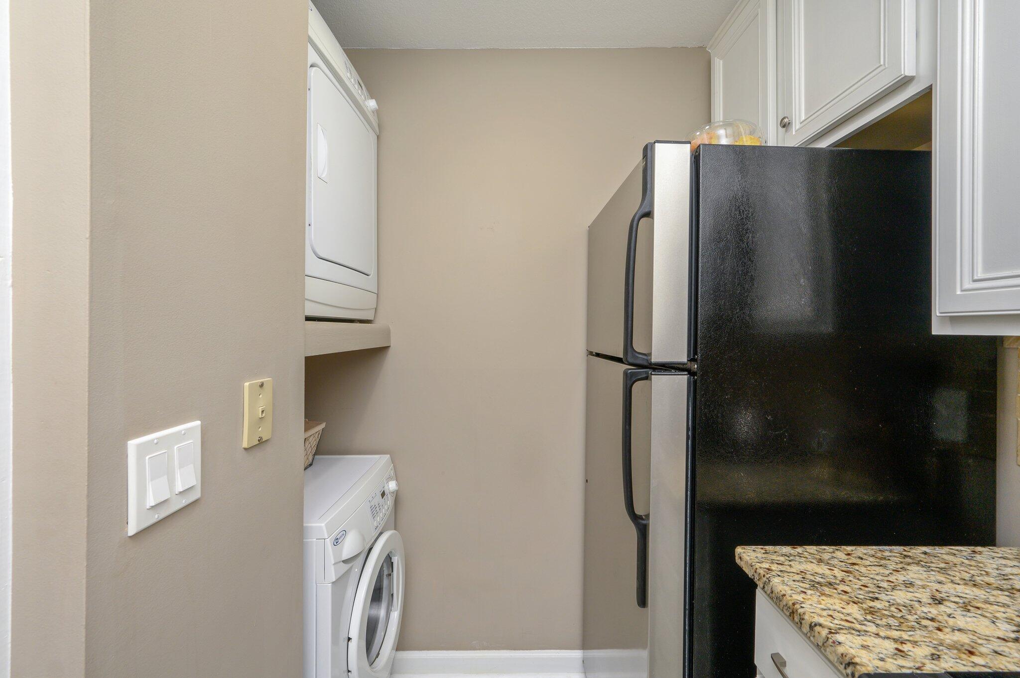 LAKESIDE CONDO AT BLUEWATER BAY - Residential