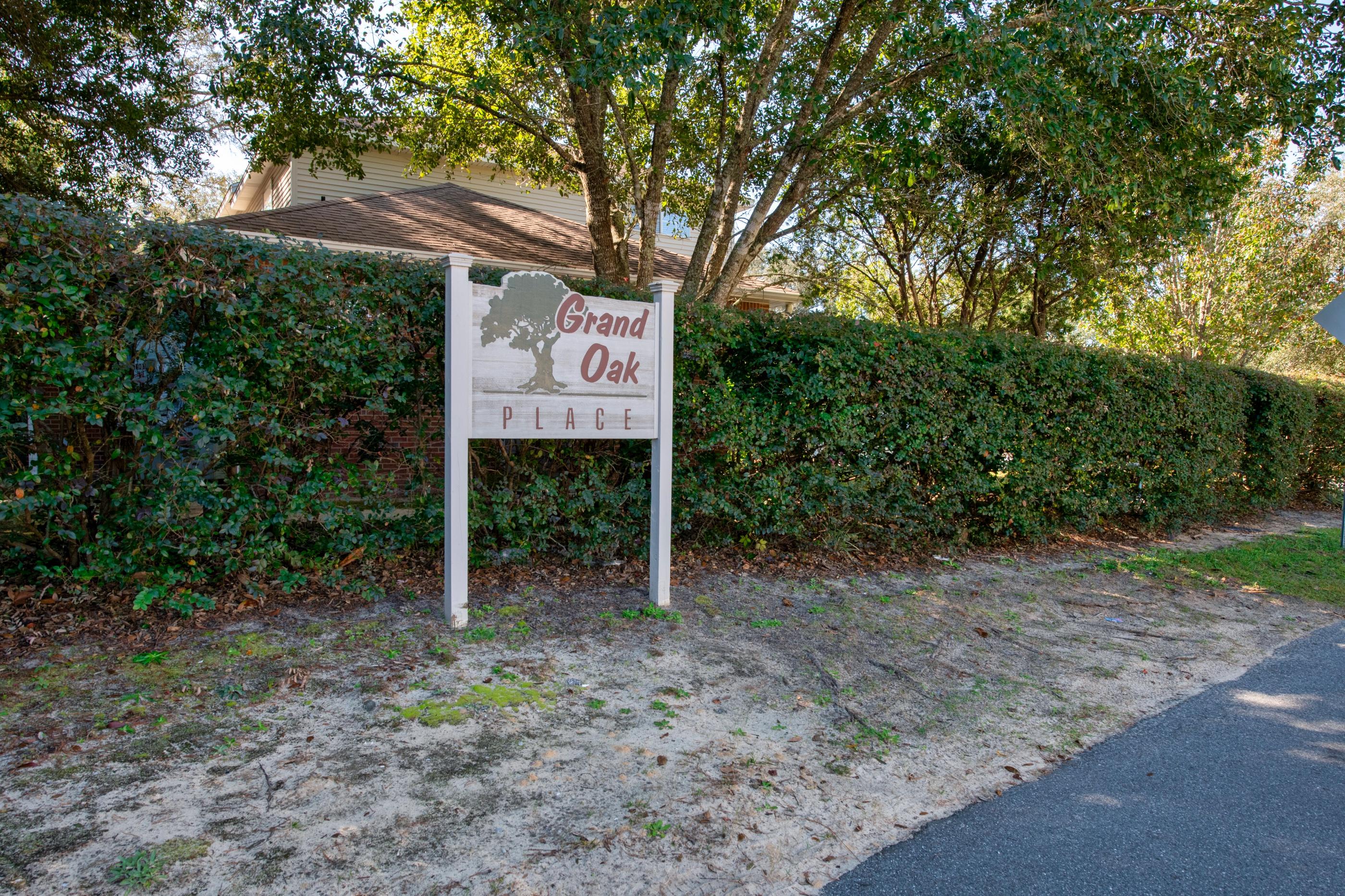 GRAND OAK PLACE - Residential