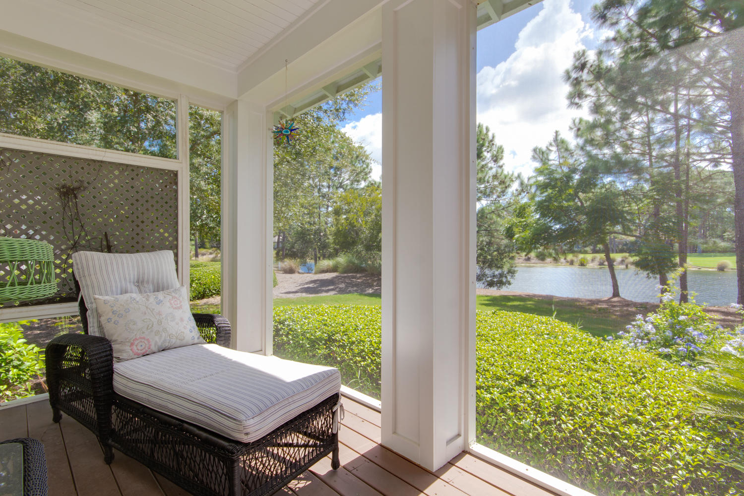 LAUREL GROVE - Residential