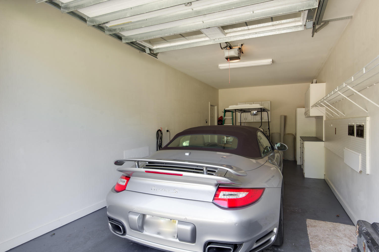 LAUREL GROVE - Residential