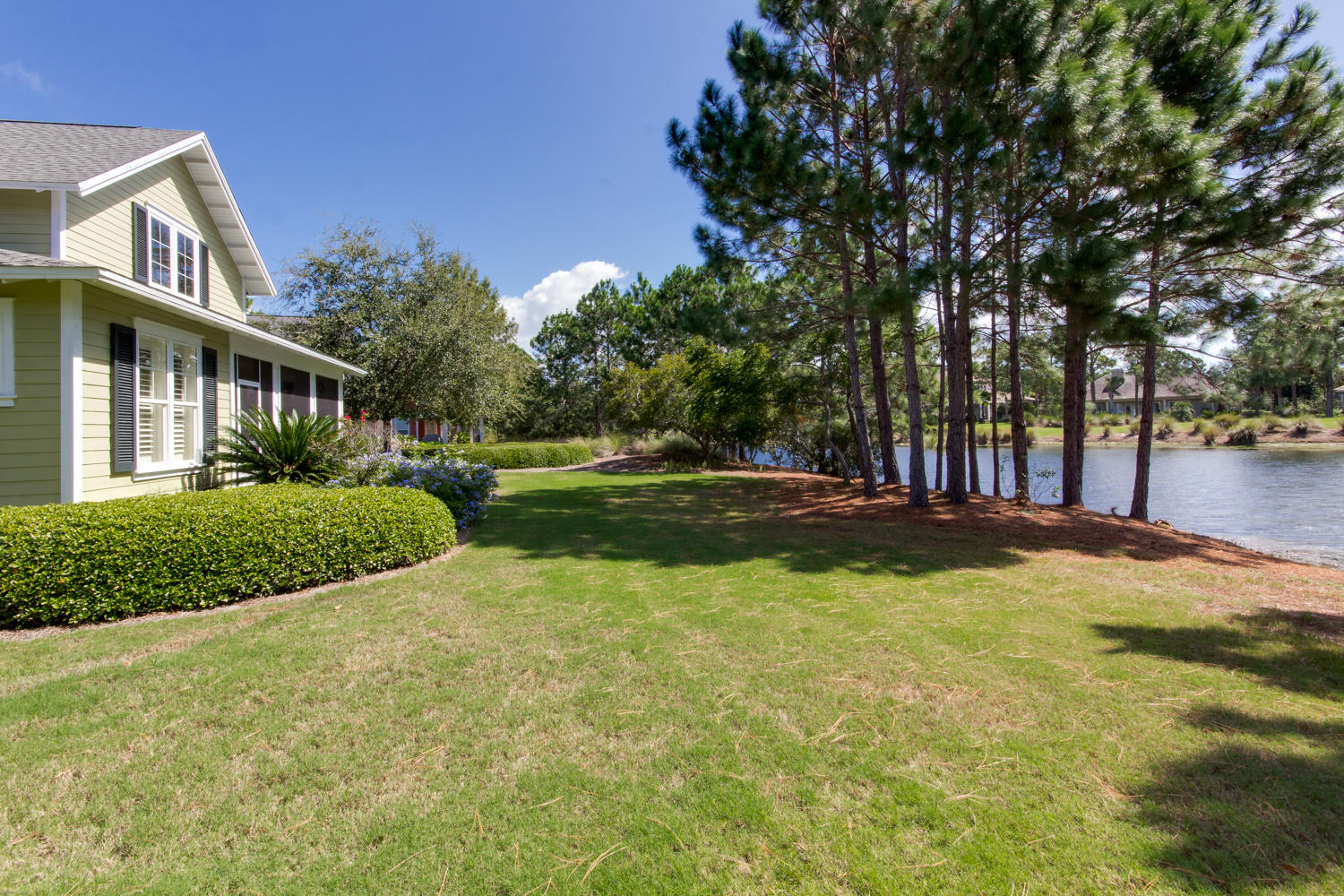 LAUREL GROVE - Residential