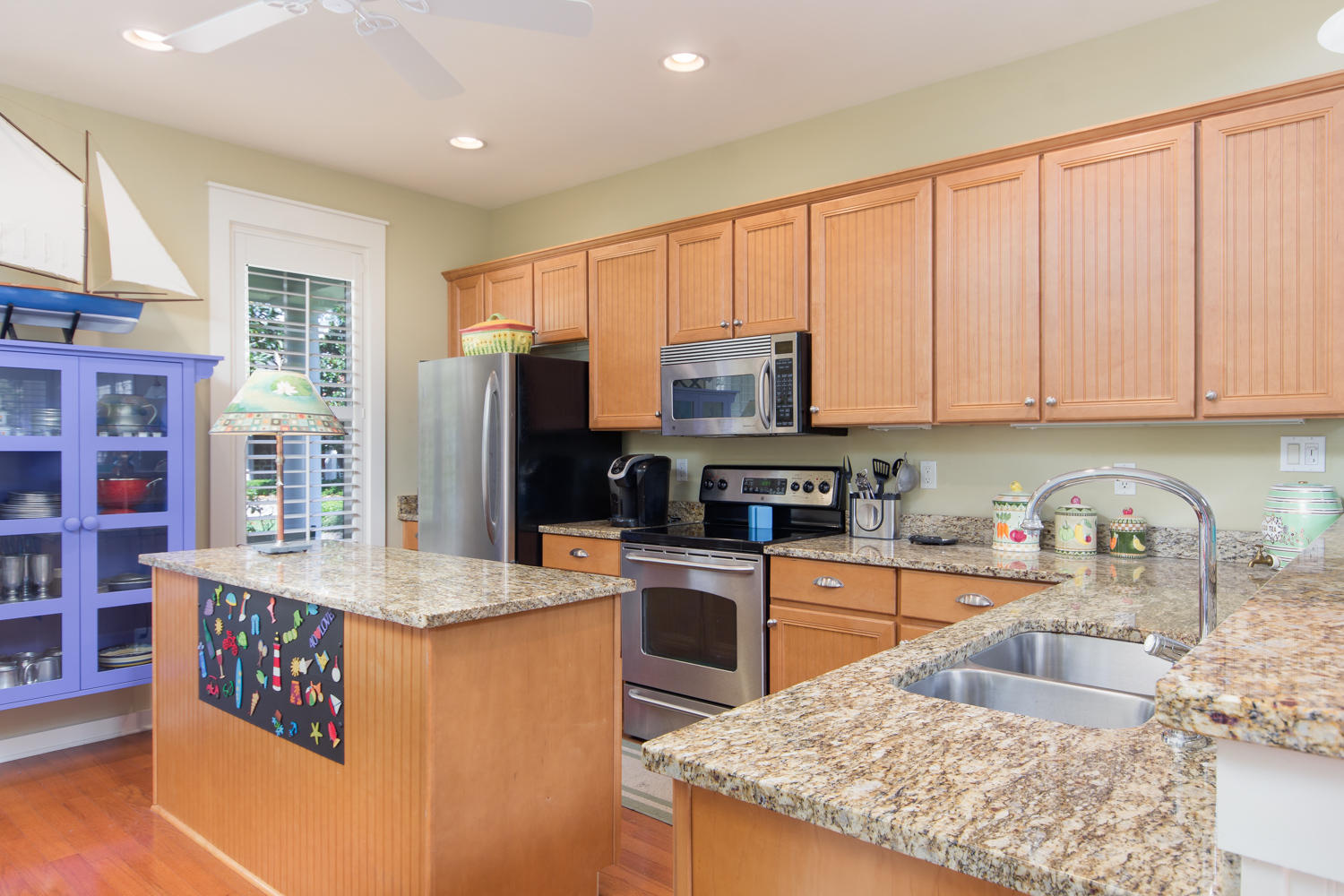 LAUREL GROVE - Residential