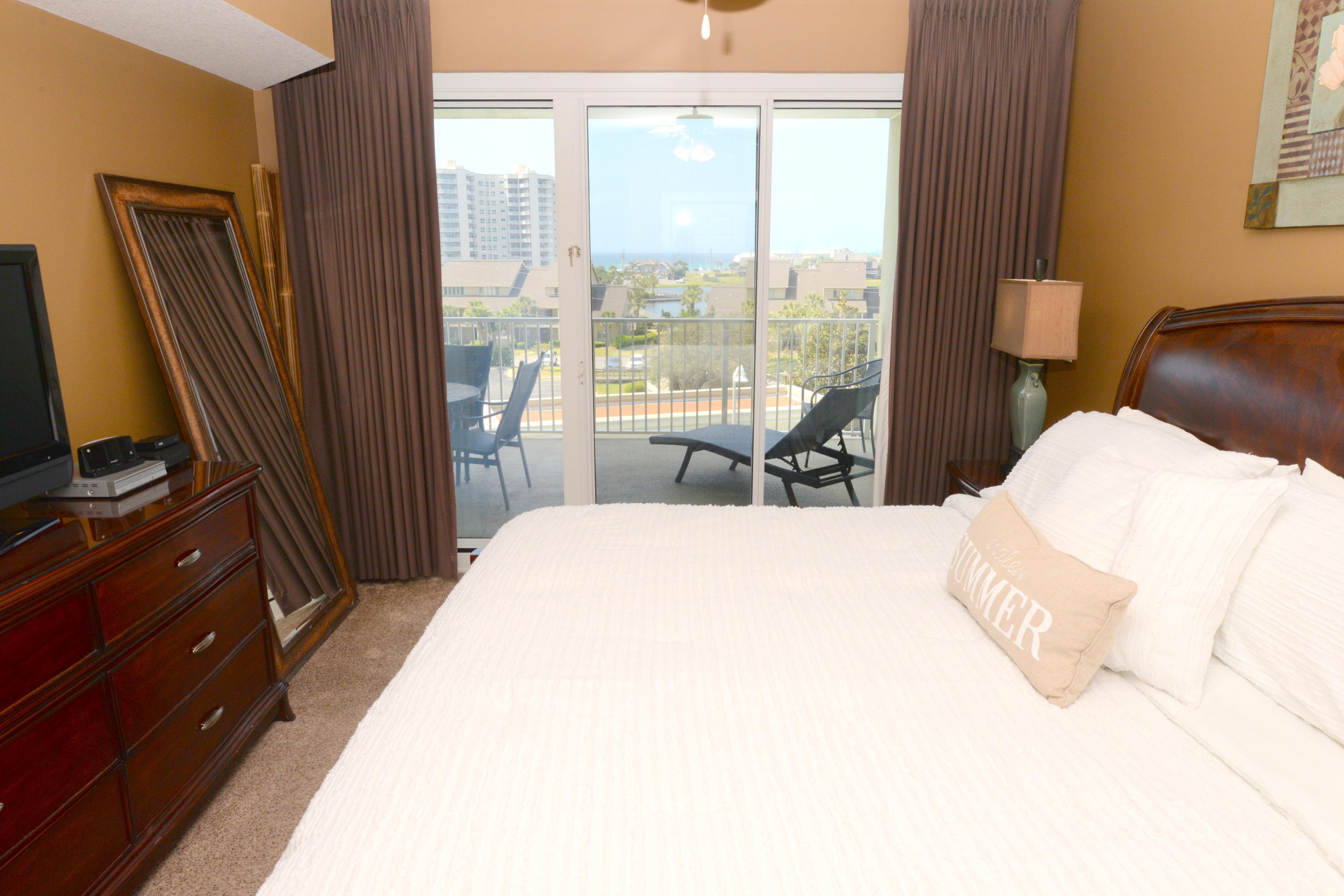 ARIEL DUNES II - Residential