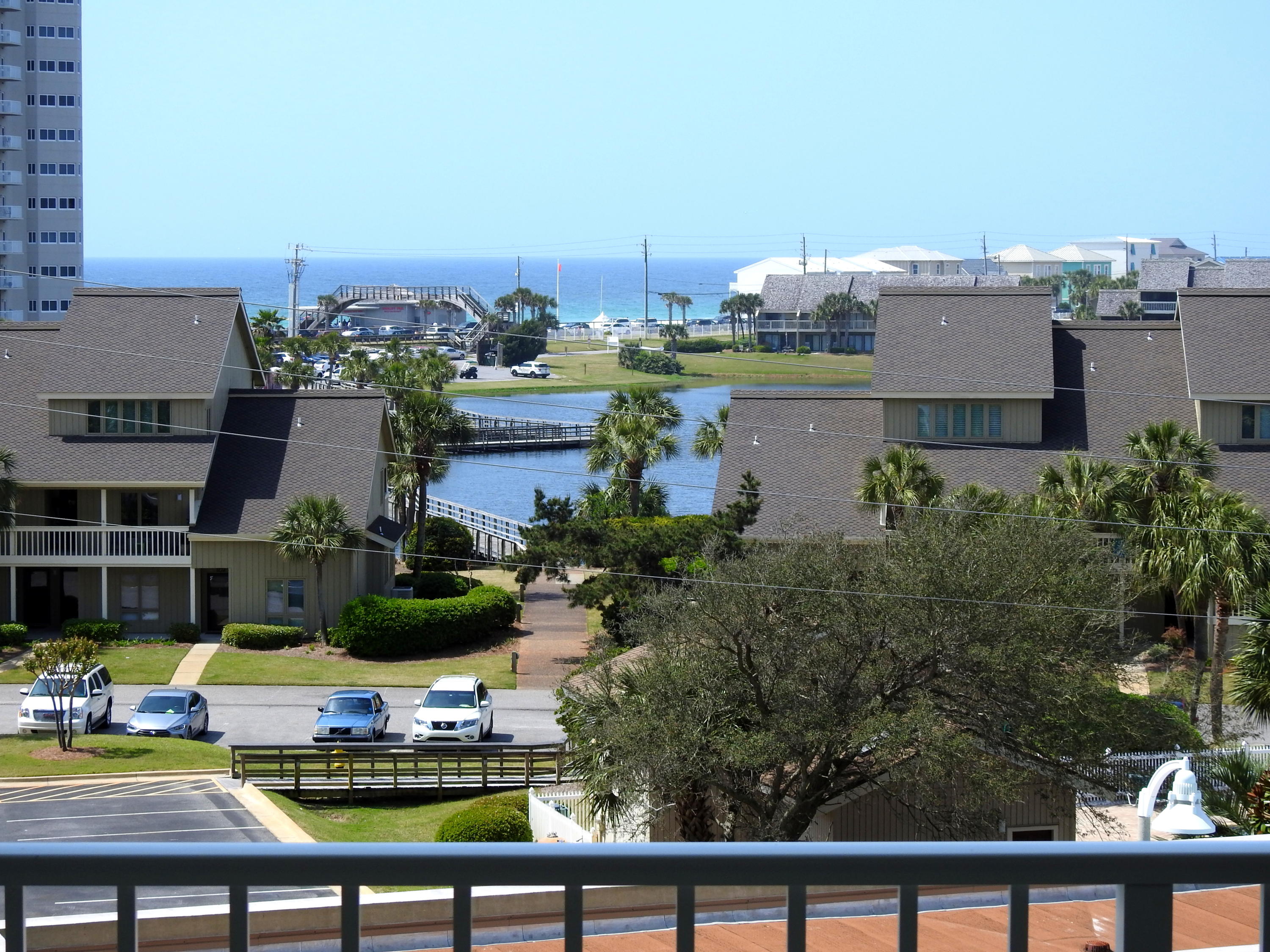 ARIEL DUNES II - Residential