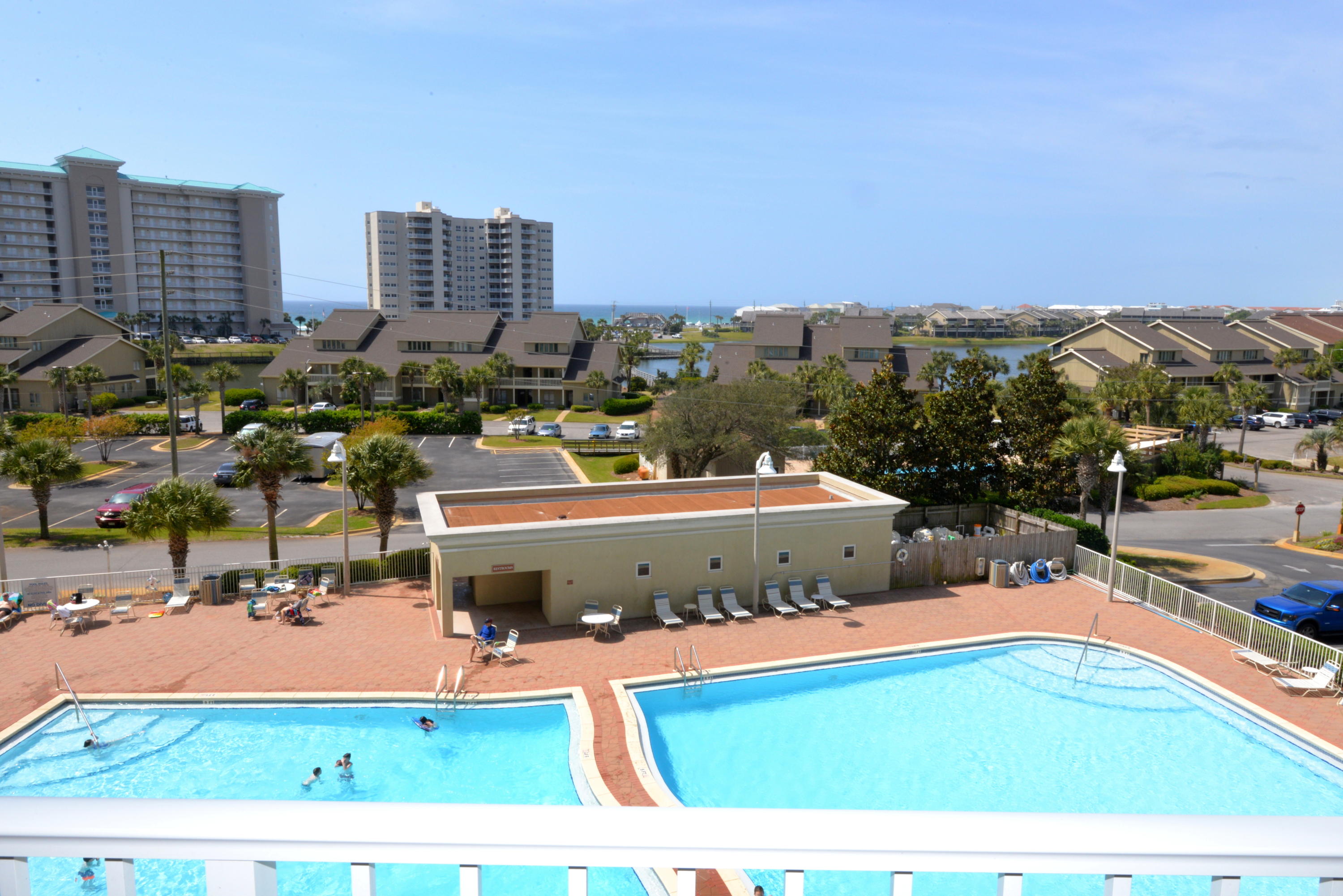 ARIEL DUNES II - Residential