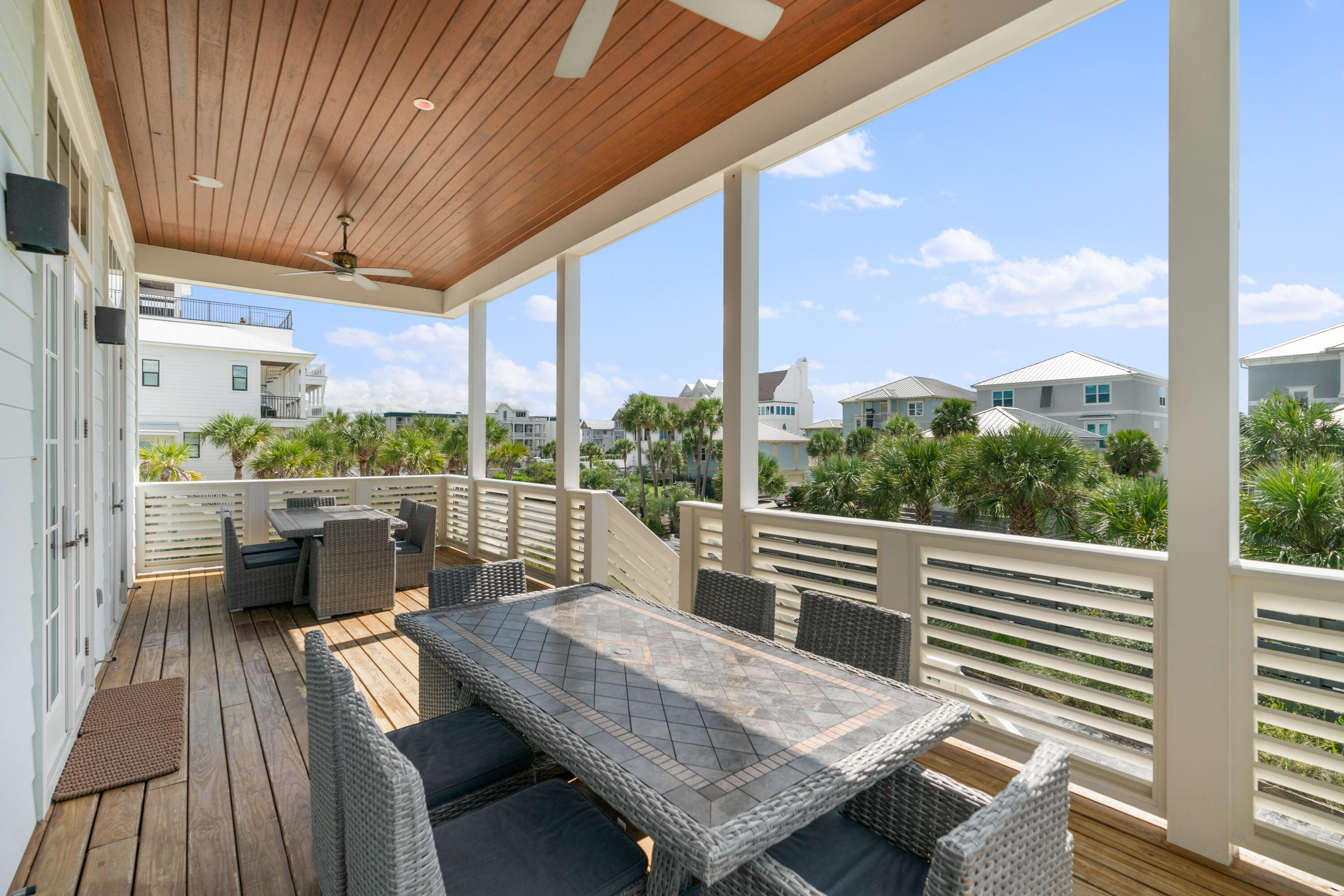 WALK OVER DUNES - Residential