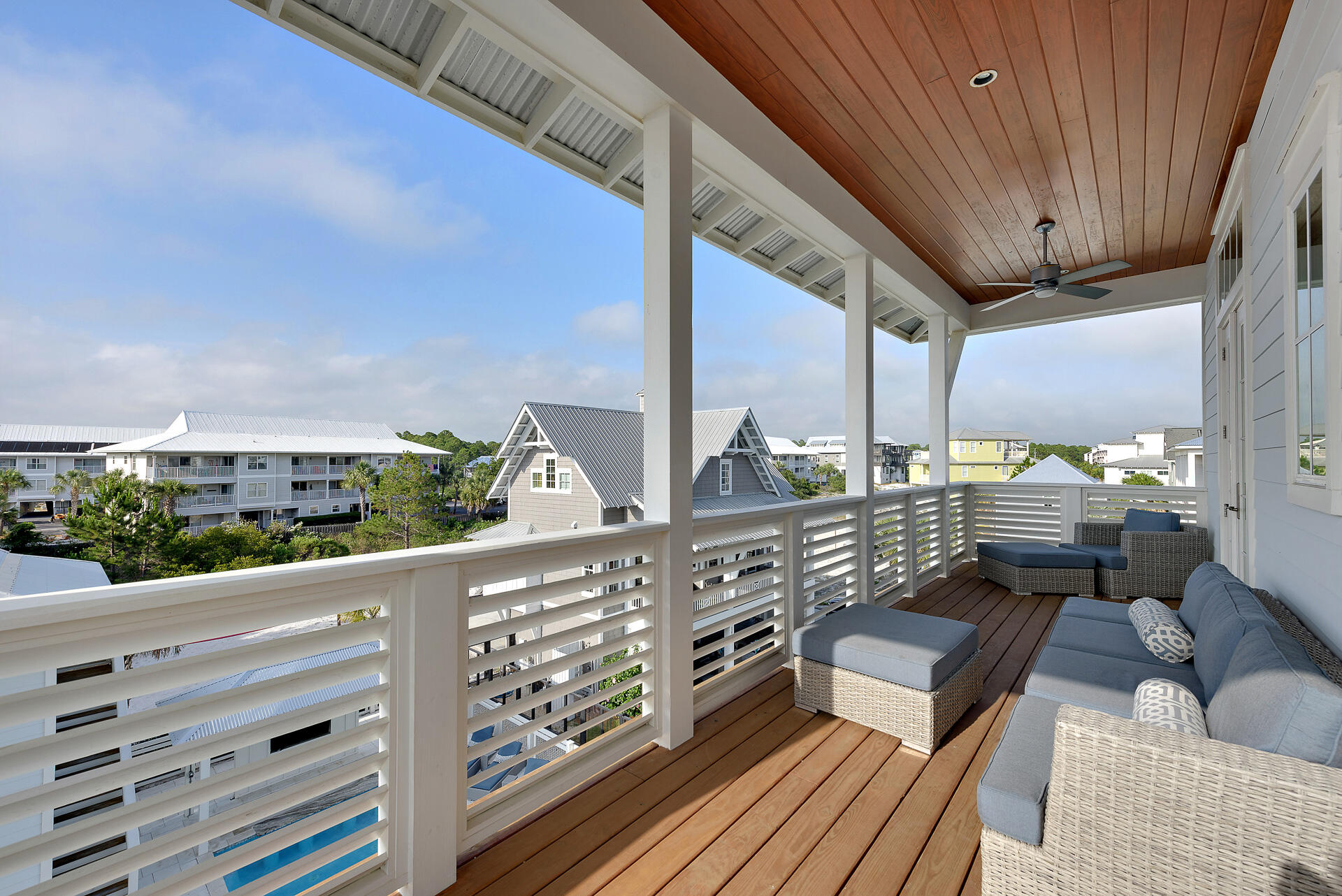 WALK OVER DUNES - Residential