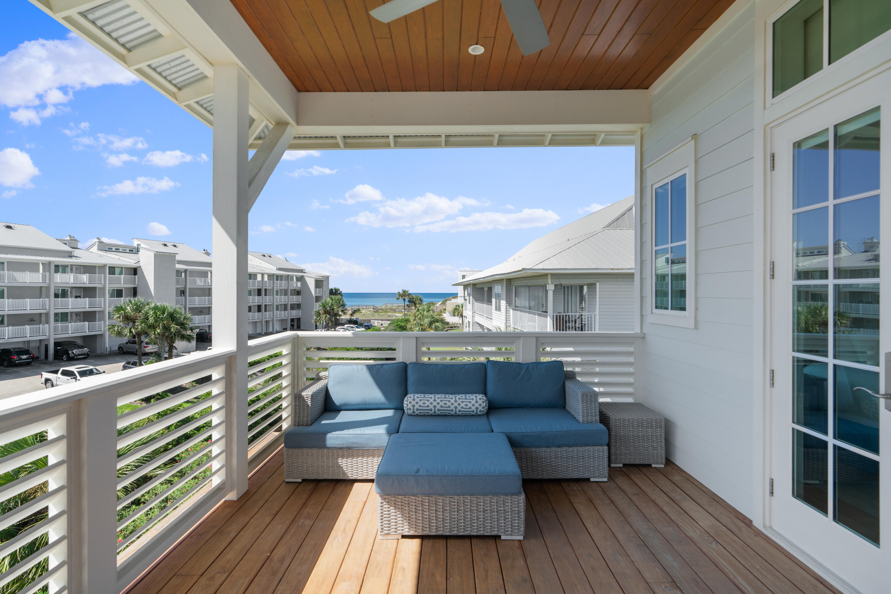 WALK OVER DUNES - Residential