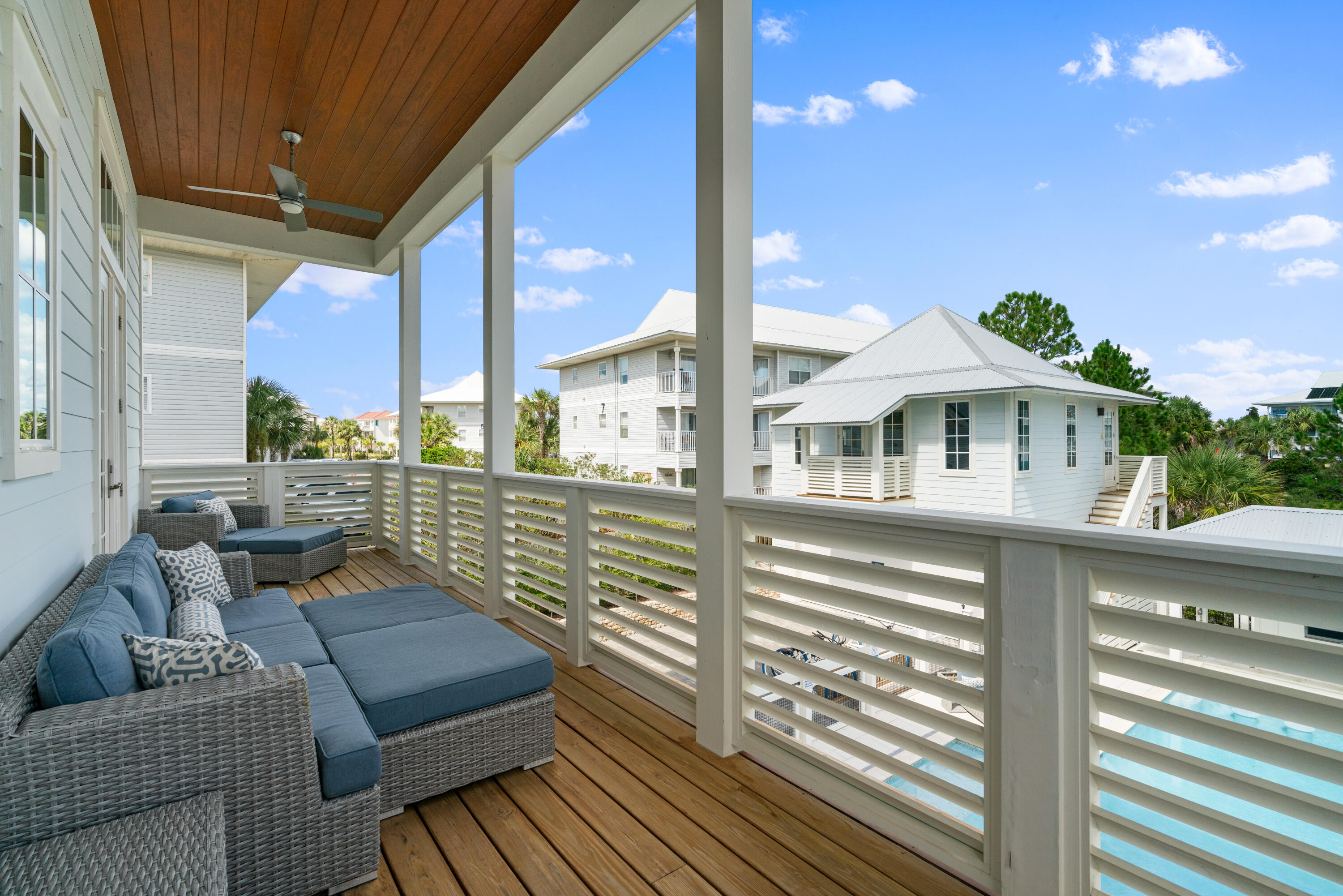 WALK OVER DUNES - Residential