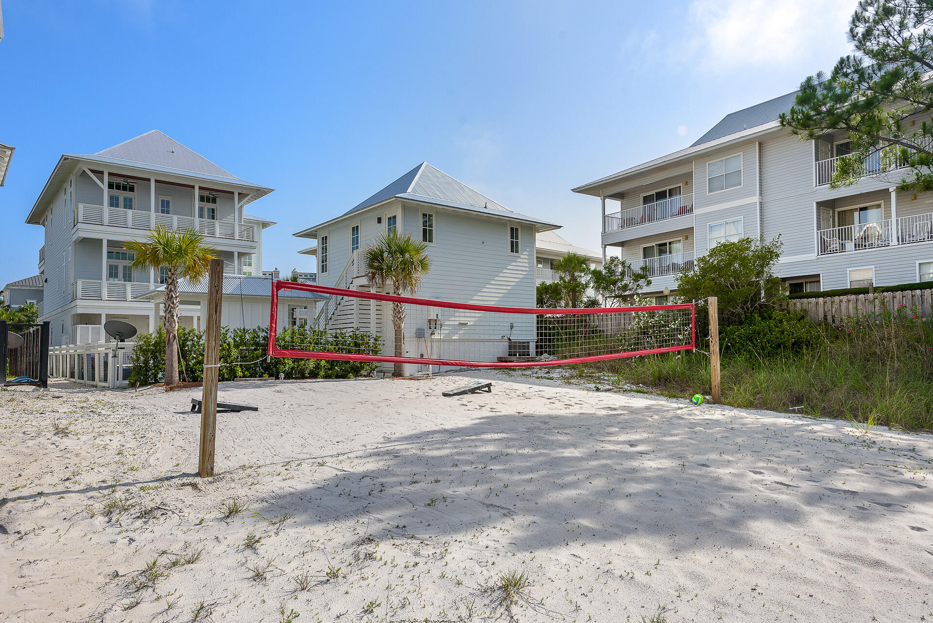 WALK OVER DUNES - Residential