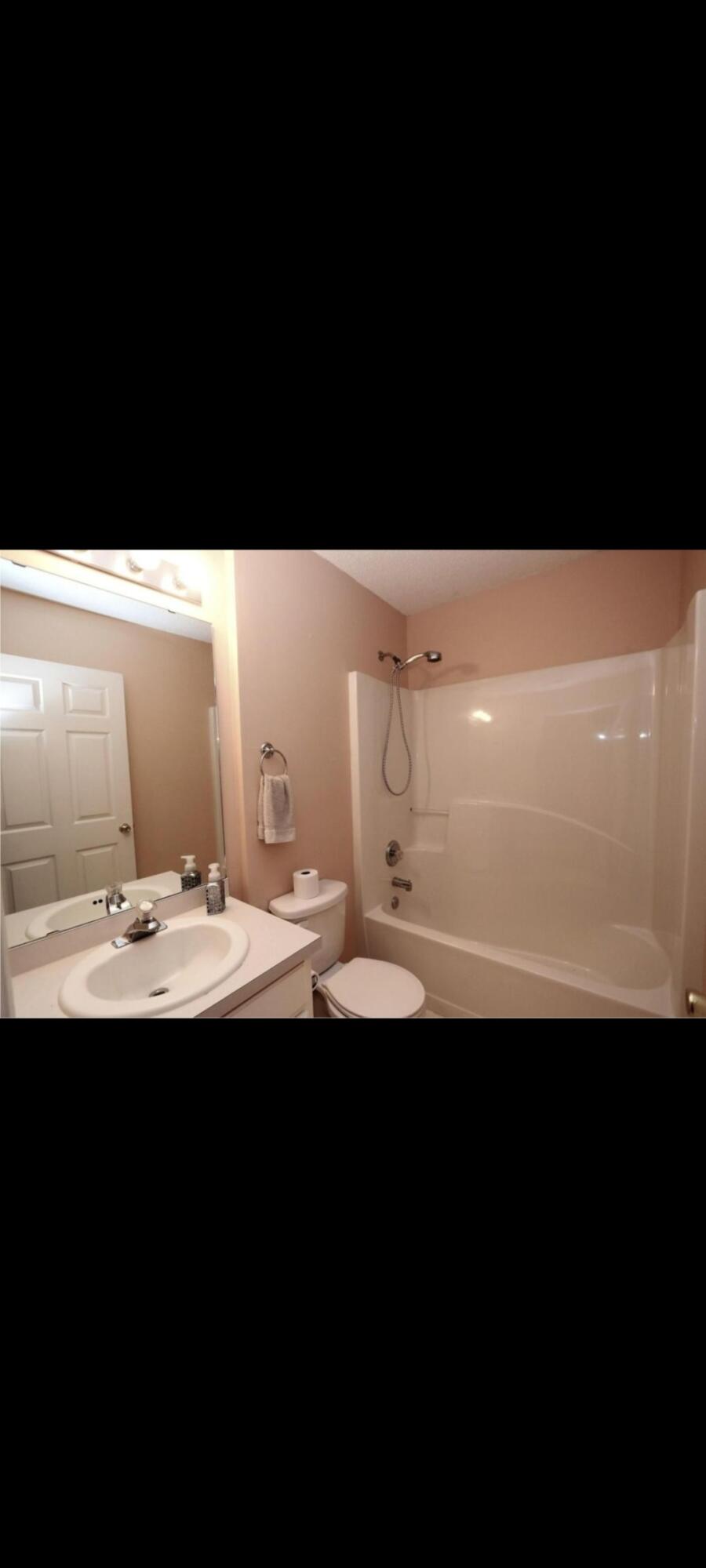 CRESTVIEW SUBURB - Residential