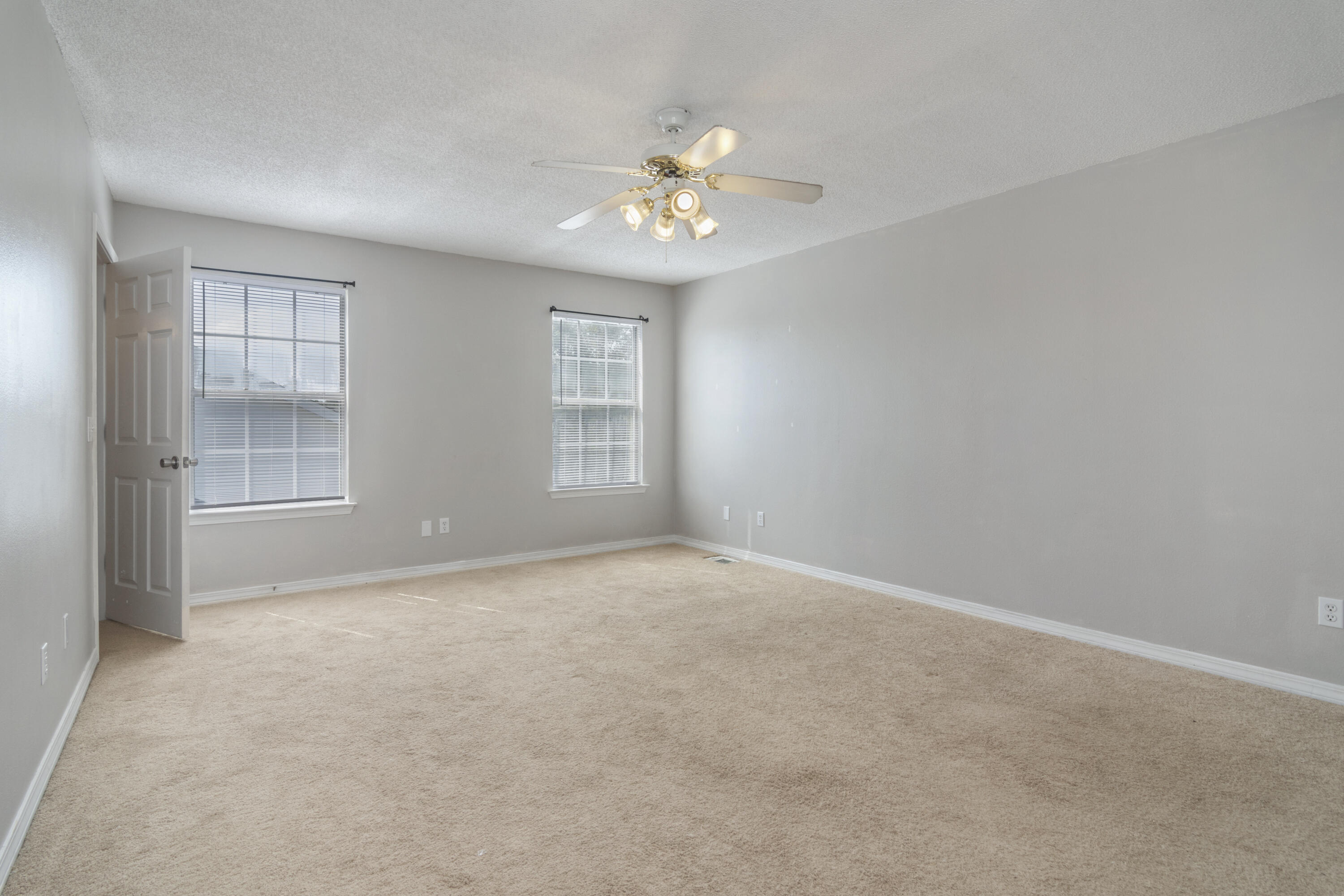 HARVEST VILLAGE - Residential