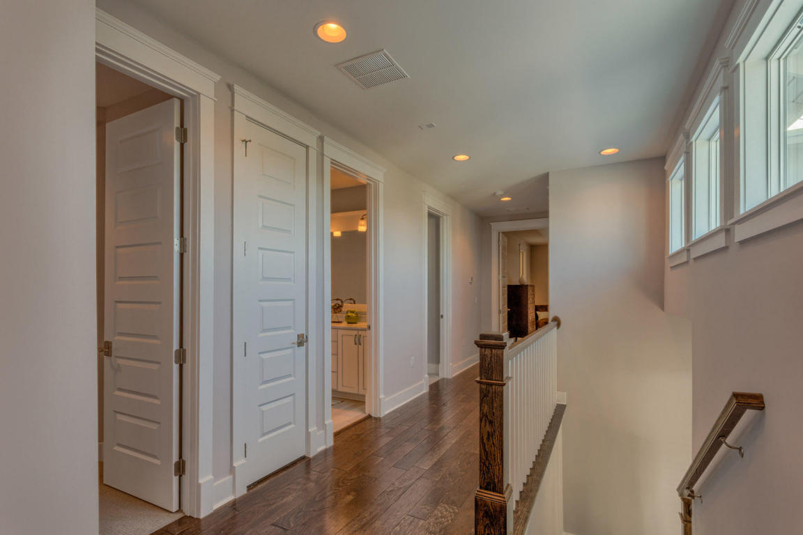 MUSSETT BAYOU Manor - Residential