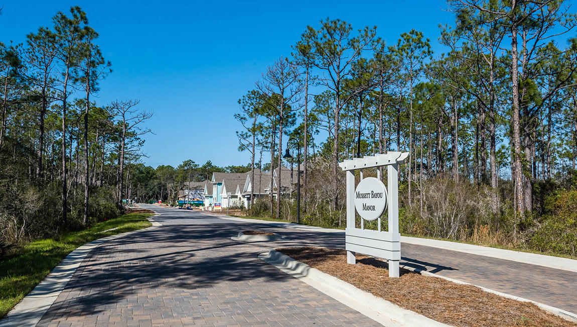 MUSSETT BAYOU Manor - Residential