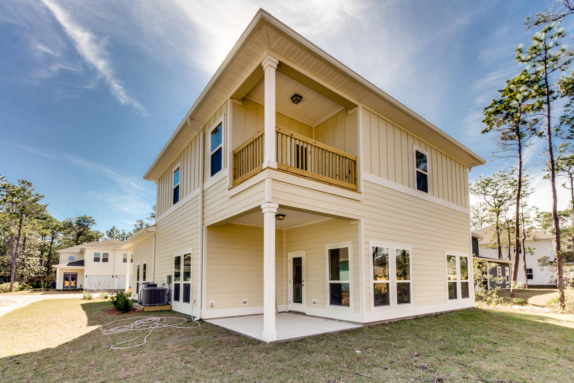MUSSETT BAYOU Manor - Residential
