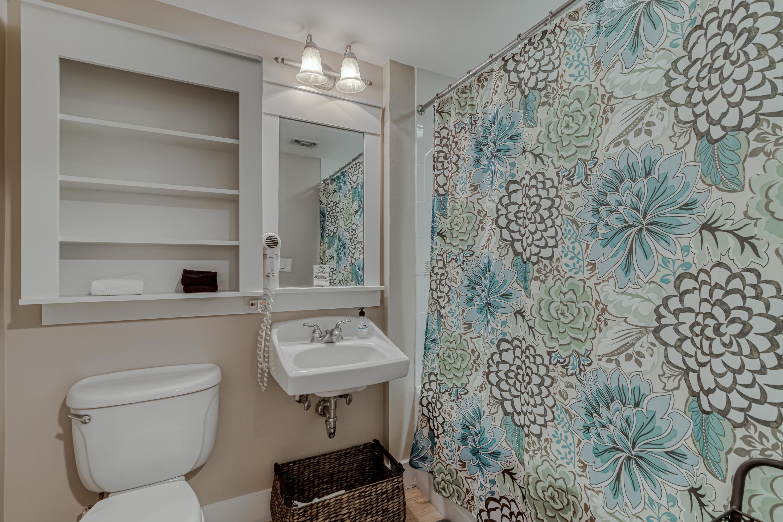 OBSERVATION POINT - Residential