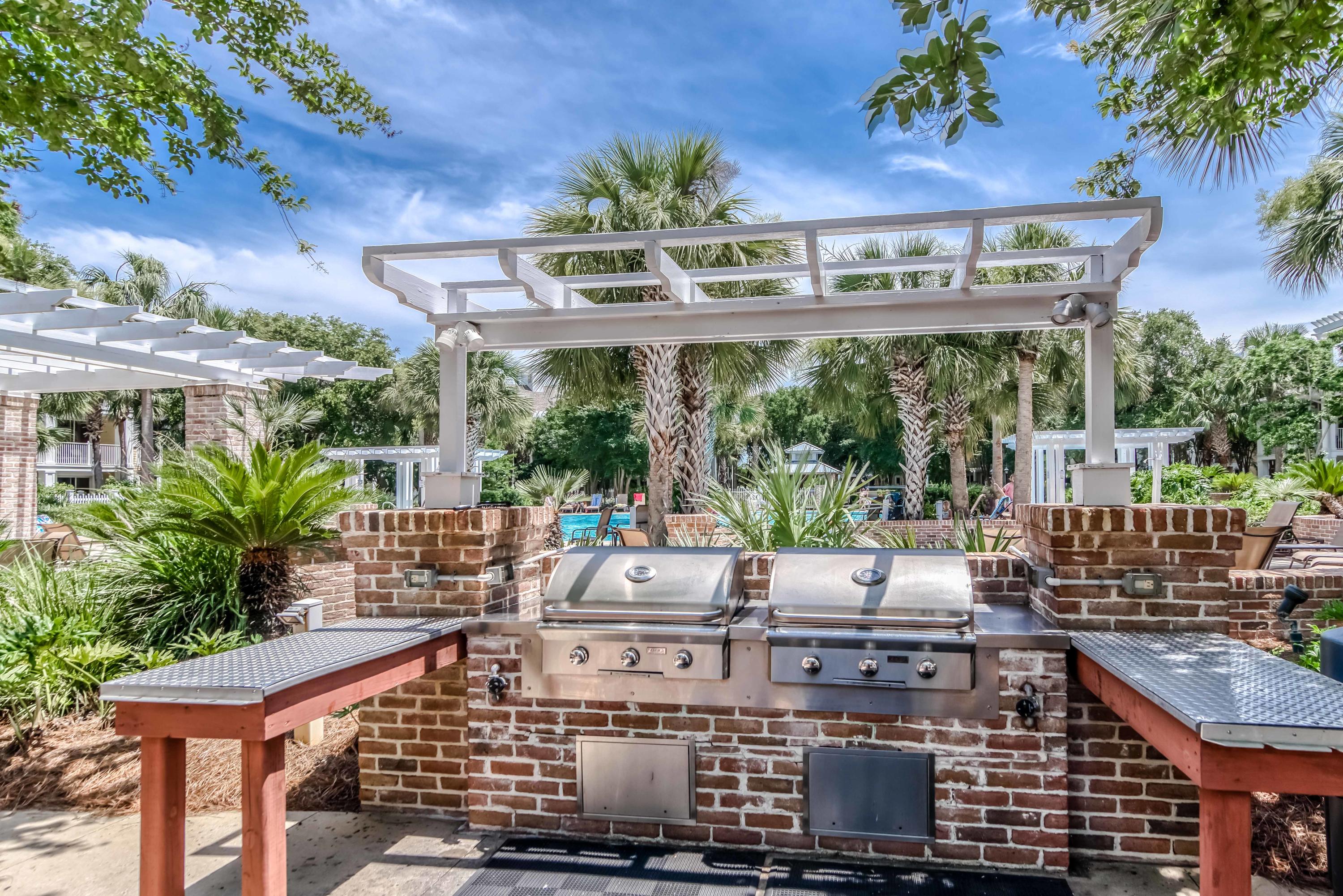 OBSERVATION POINT - Residential