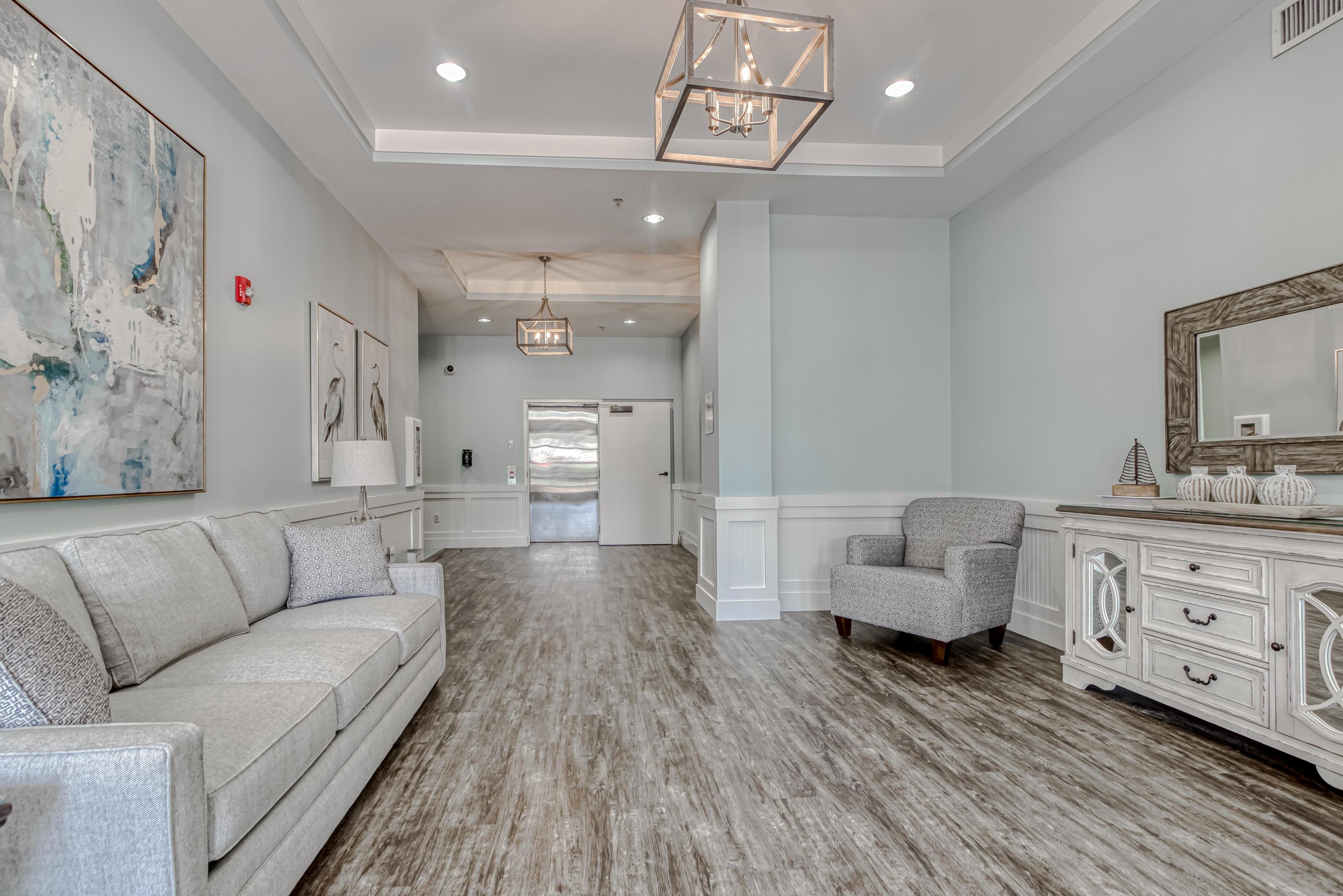 OBSERVATION POINT - Residential