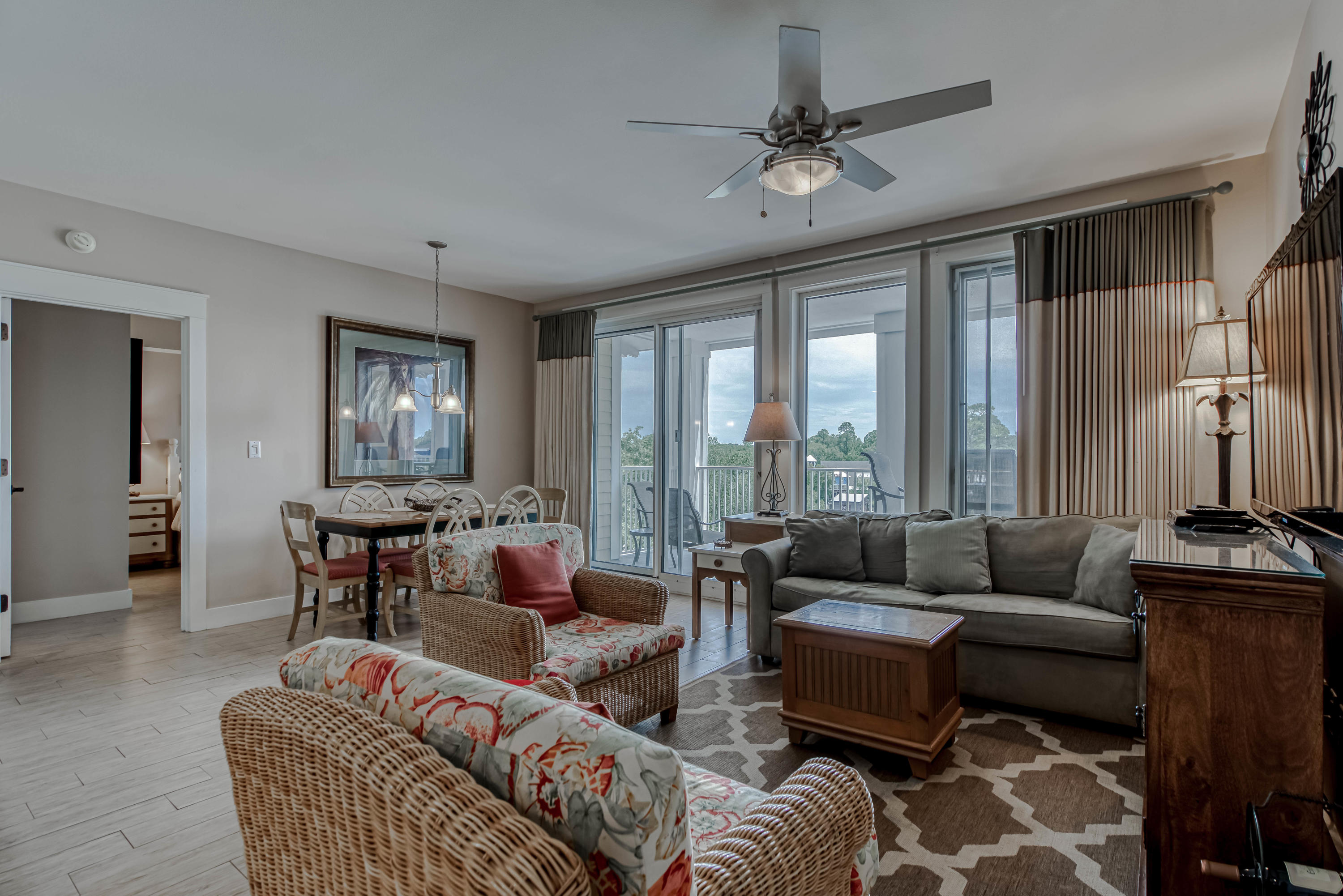 OBSERVATION POINT - Residential