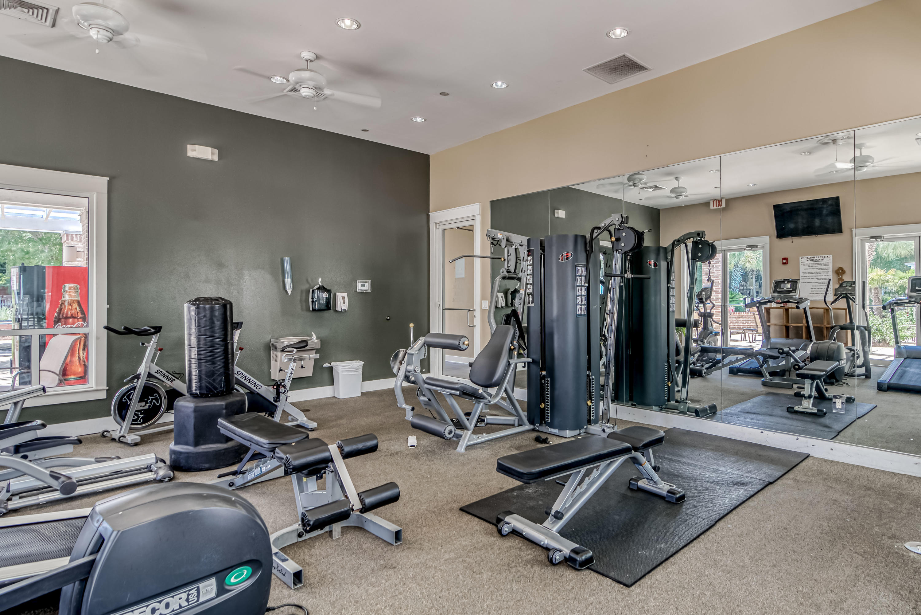 OBSERVATION POINT - Residential