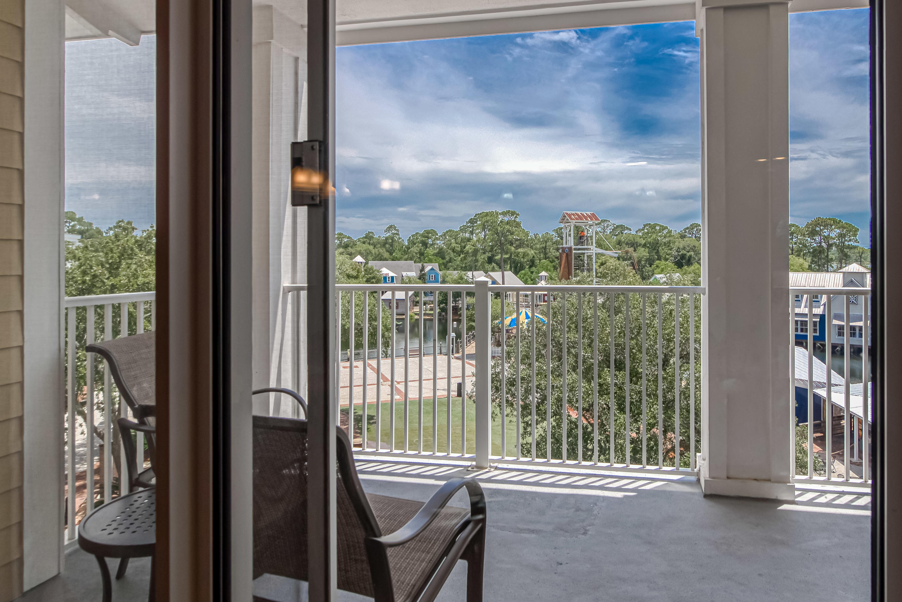 OBSERVATION POINT - Residential