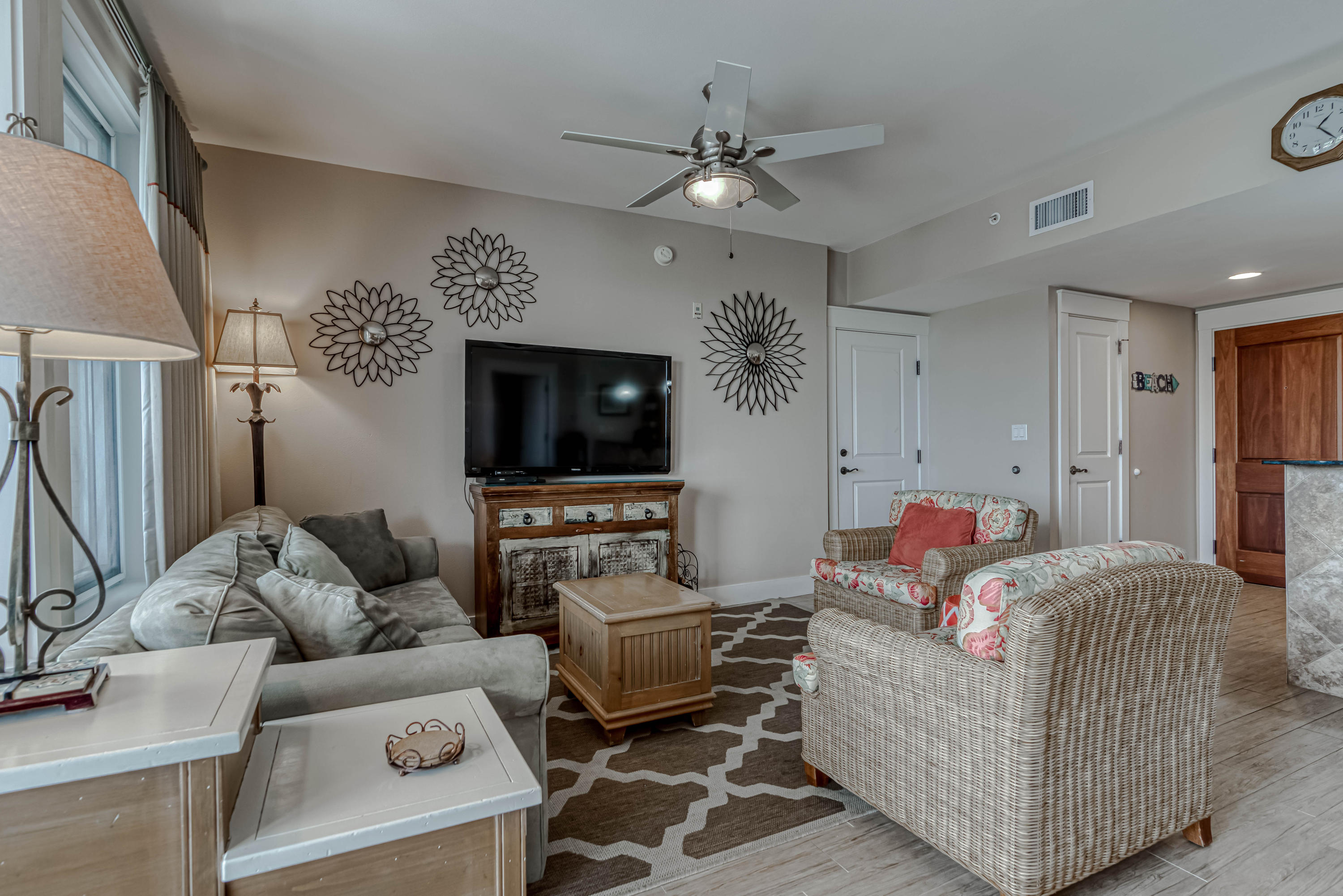 OBSERVATION POINT - Residential