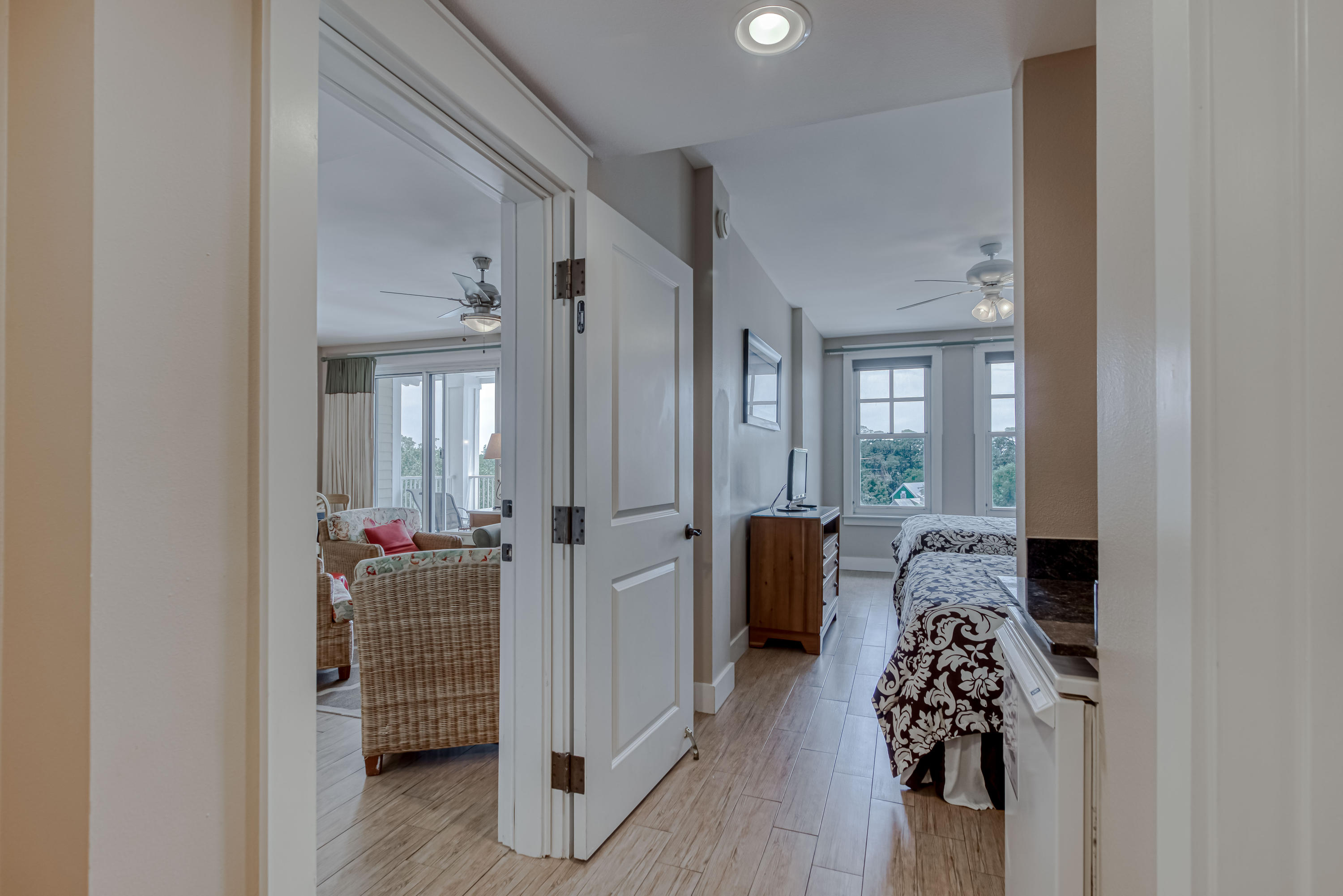 OBSERVATION POINT - Residential