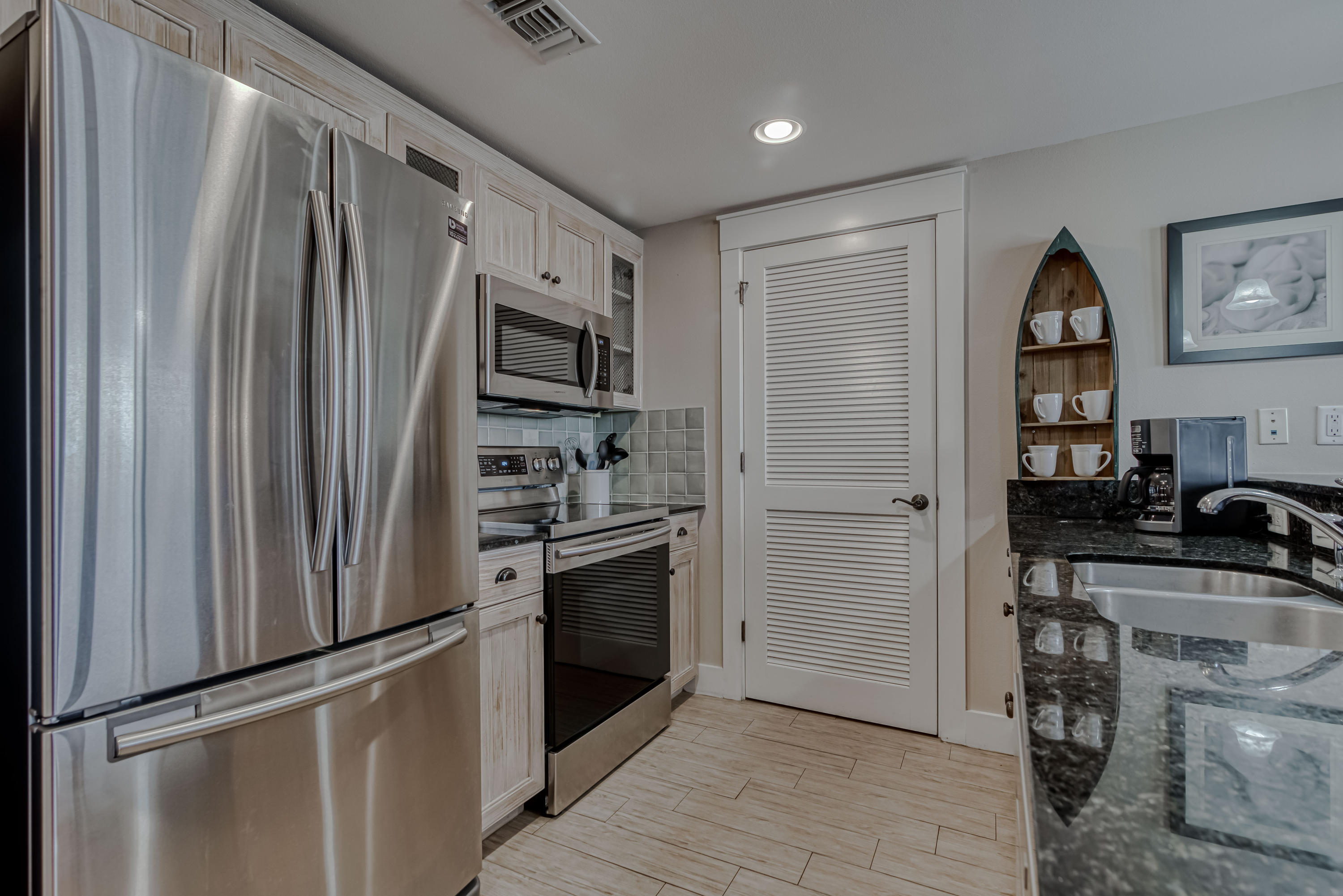 OBSERVATION POINT - Residential