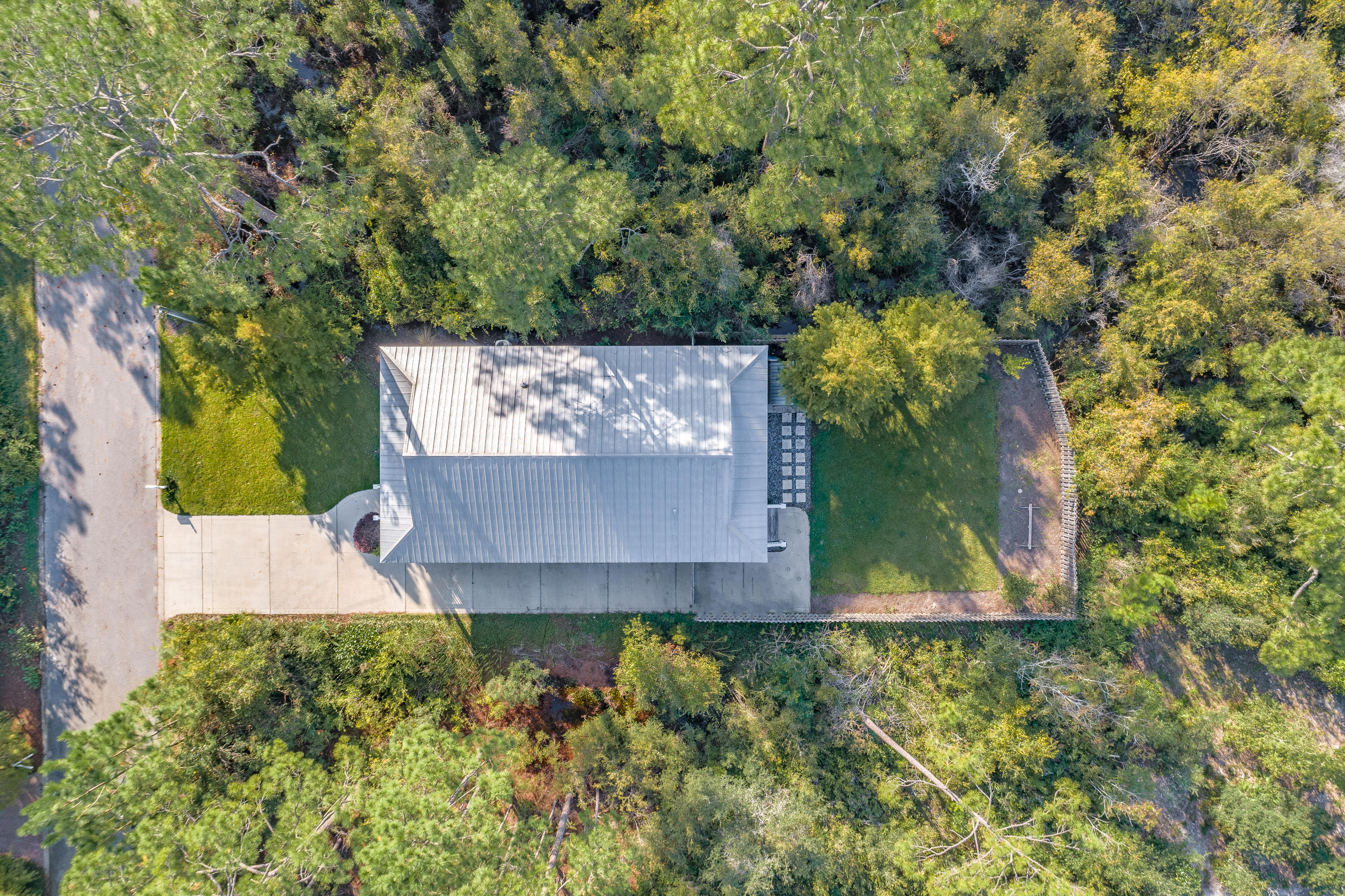 MAGNOLIA BEACH - Residential