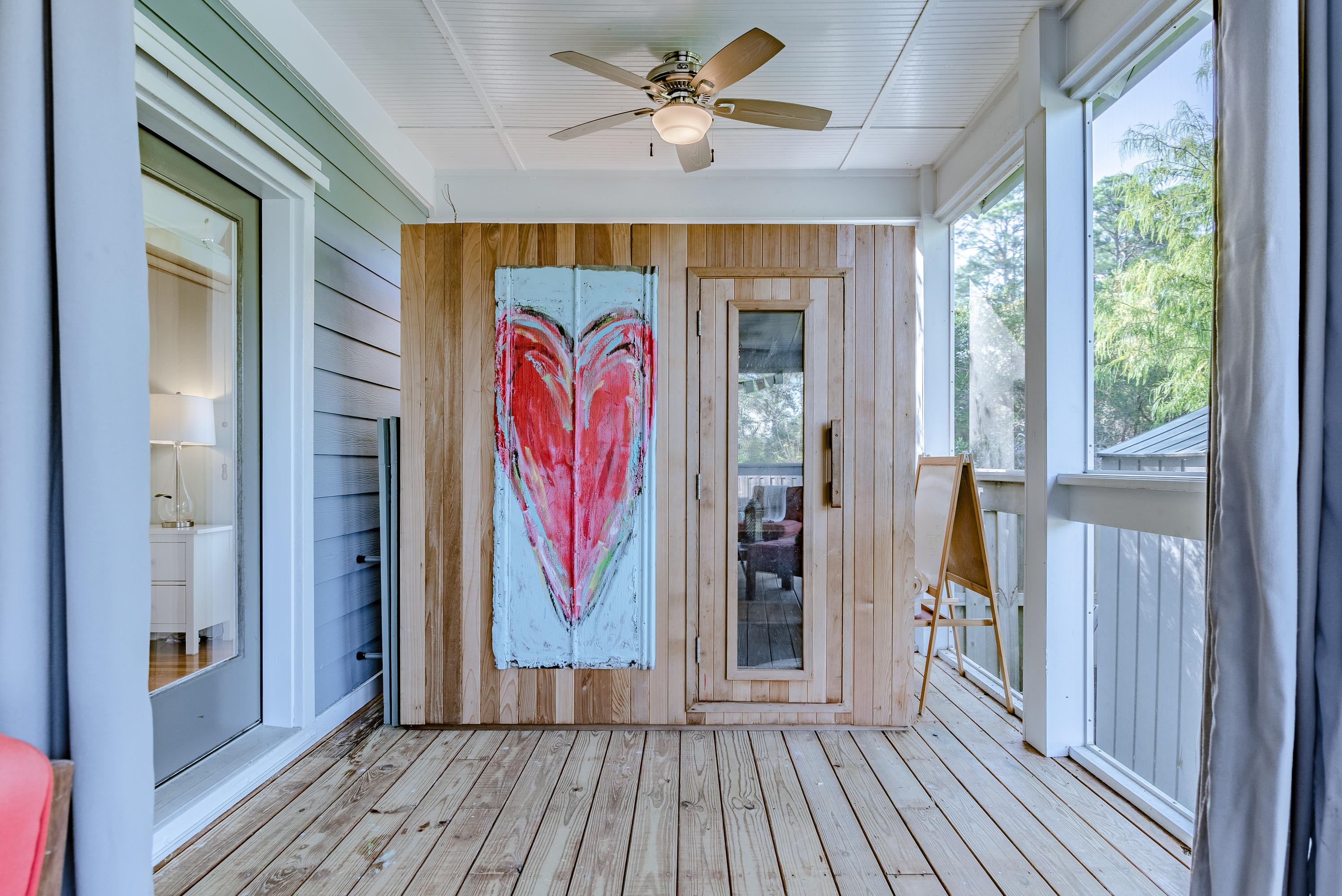 MAGNOLIA BEACH - Residential