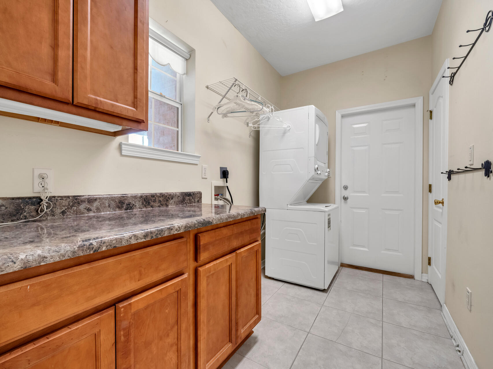 BRIDGEPORT COLONY - Residential
