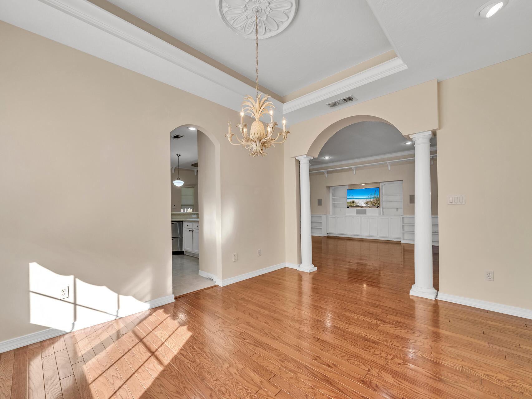 BRIDGEPORT COLONY - Residential