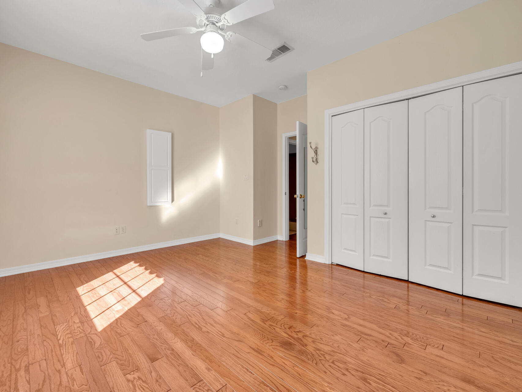 BRIDGEPORT COLONY - Residential