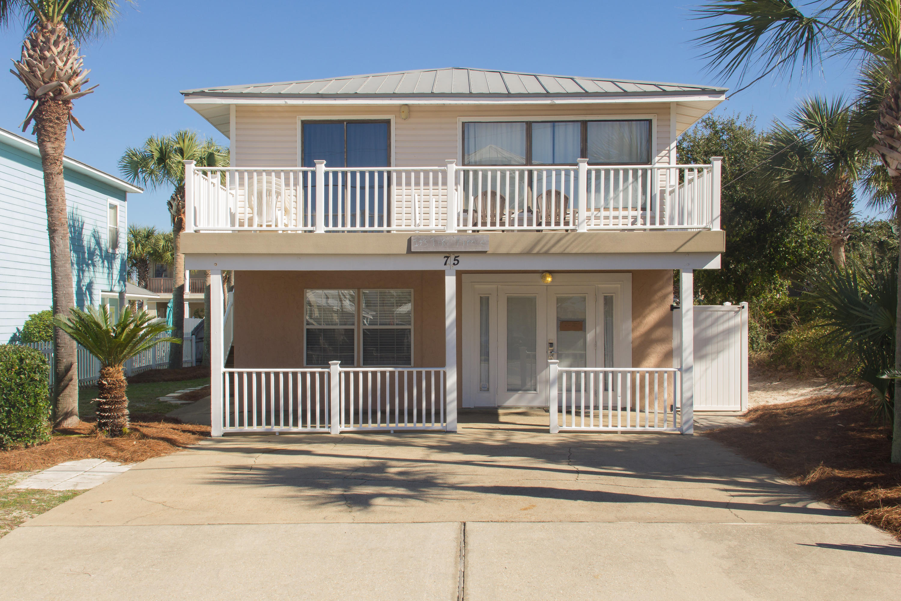 CRYSTAL BEACH - Residential