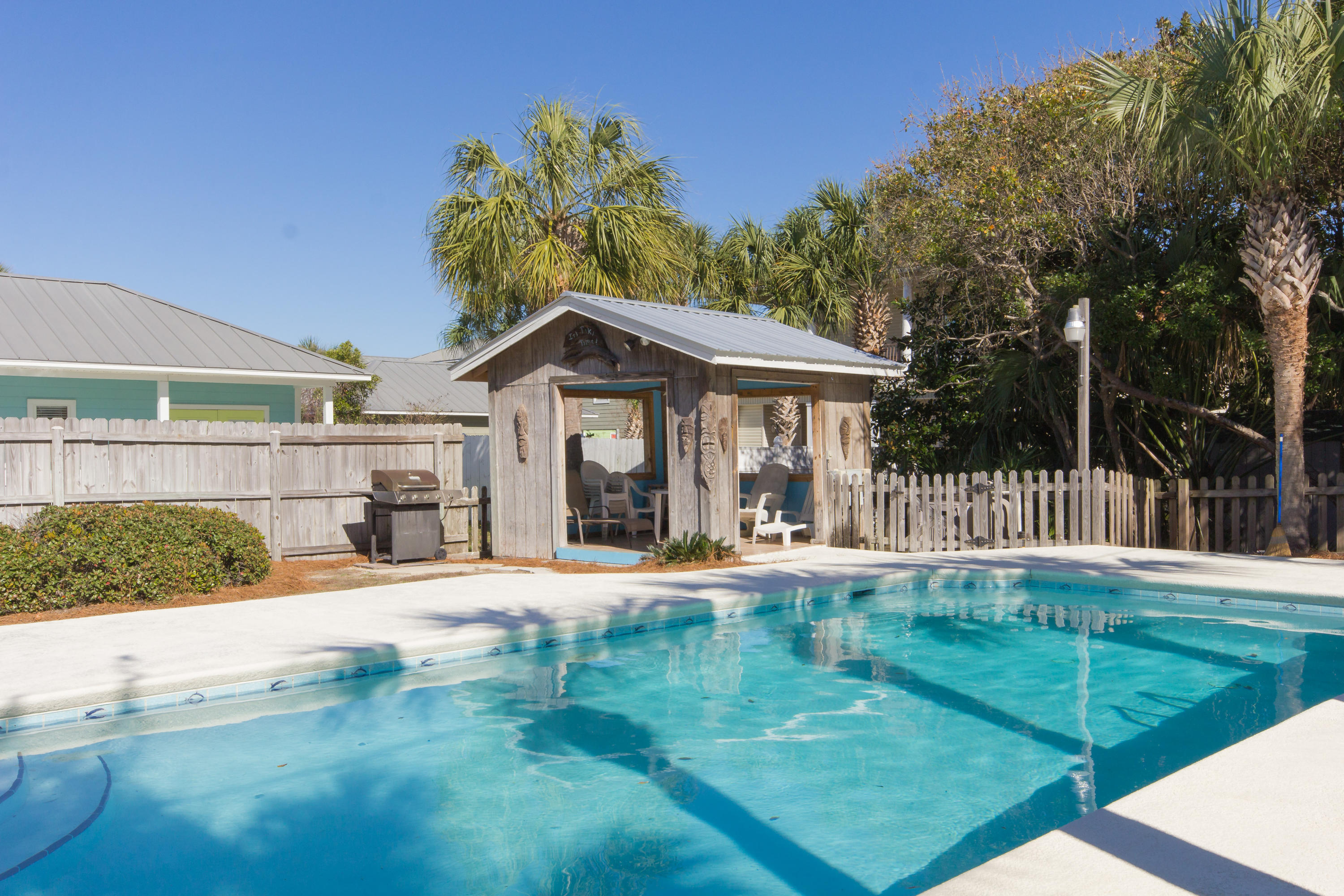 CRYSTAL BEACH - Residential